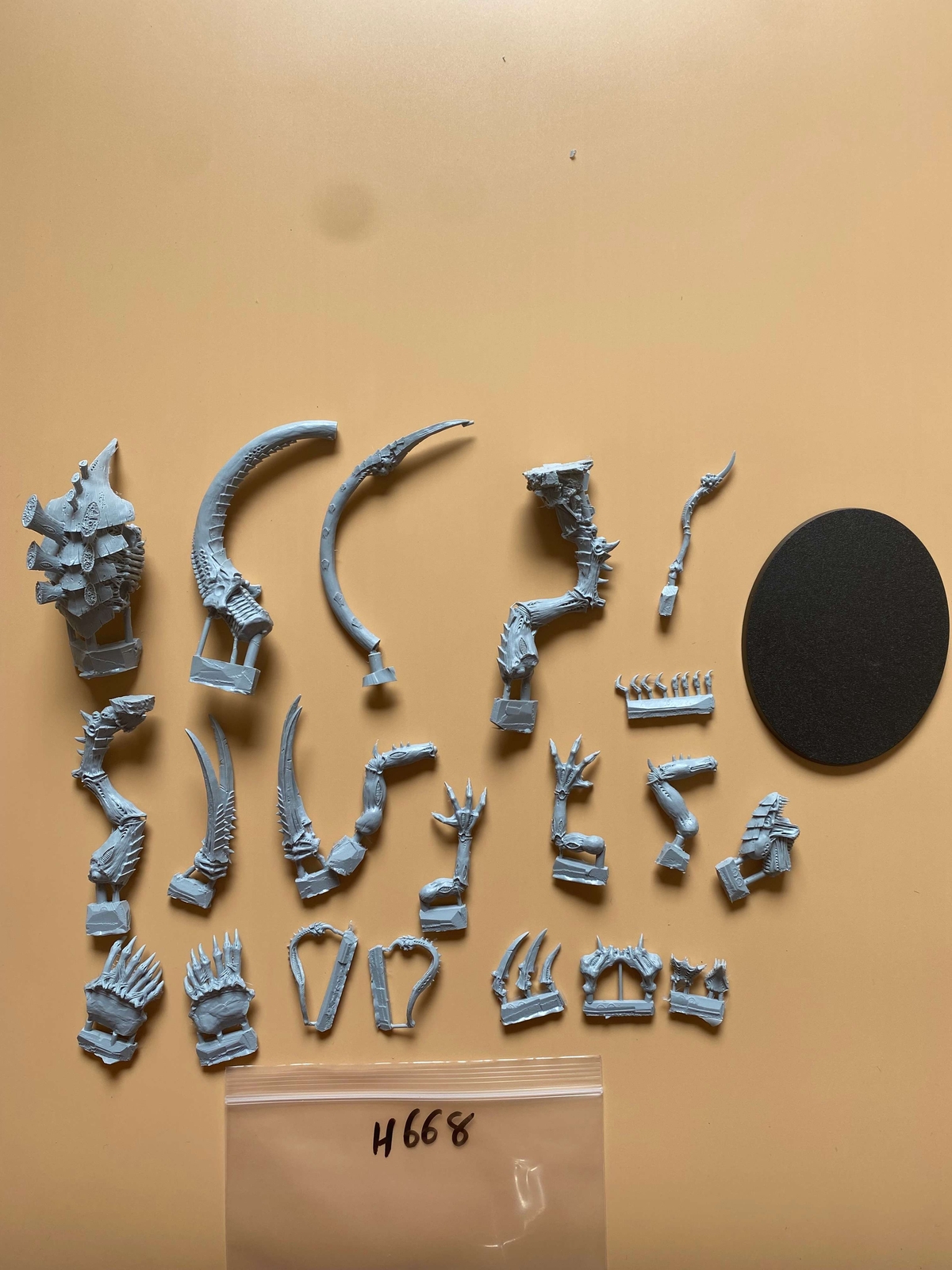 Best-selling Tyranid Dimachaeron SS