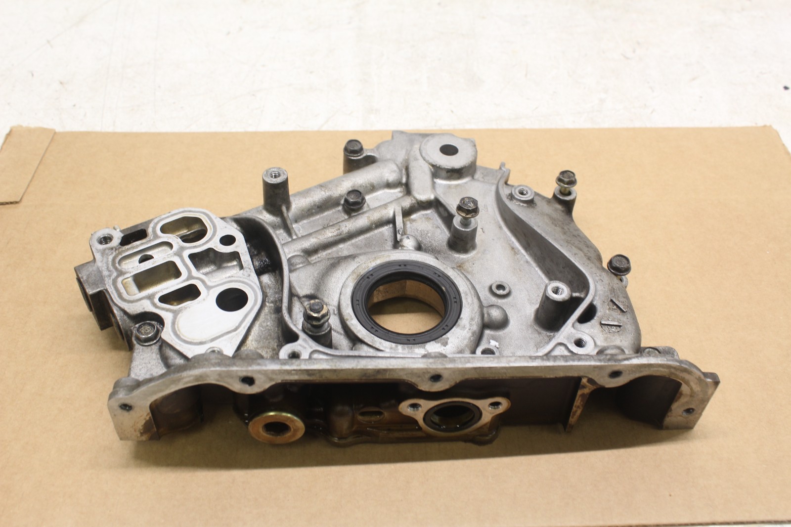 2003-2007 Honda Accord v6 3.0L MT oem engine oil pump assembly with bolts AISIN