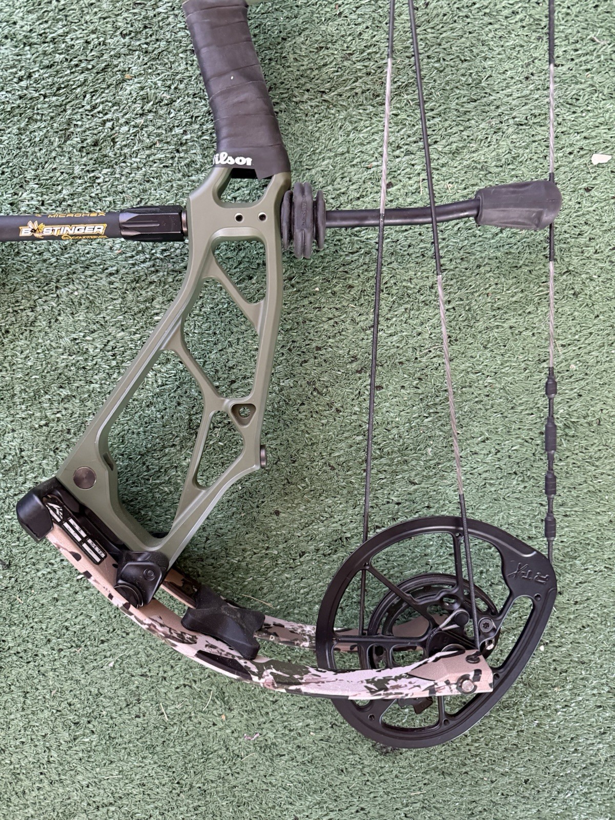 Athens Vista 31 Compound Bow