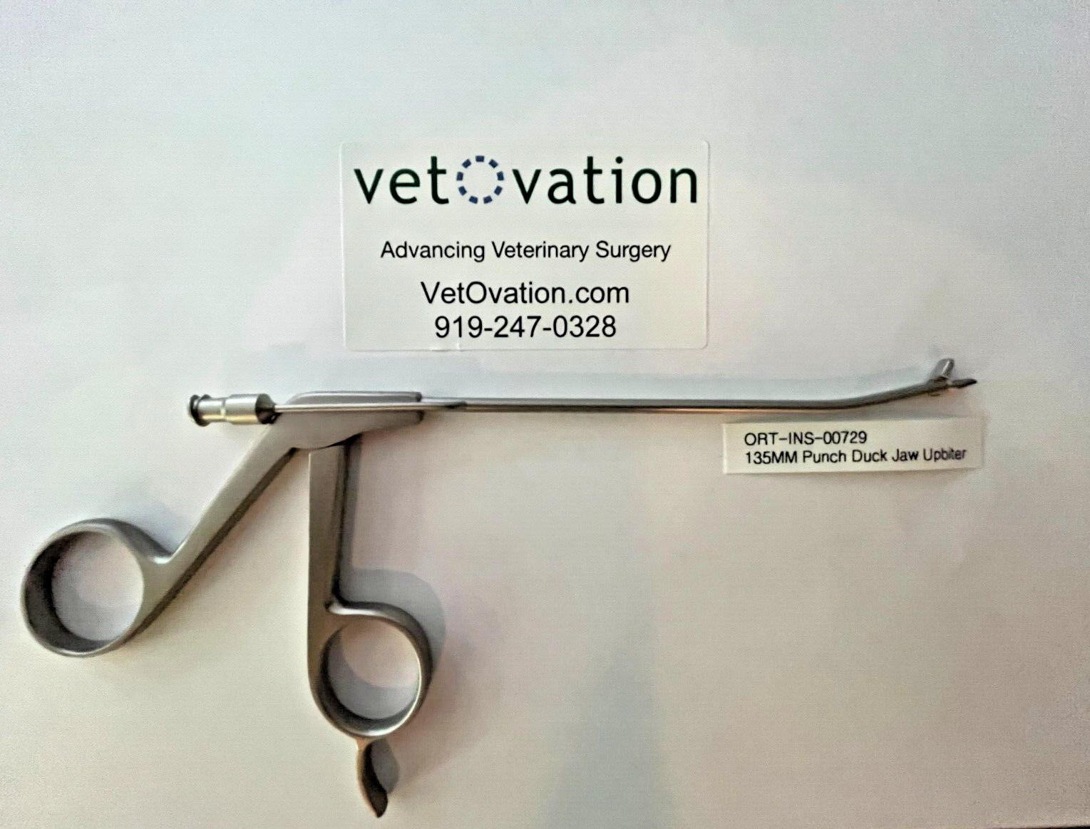 Arthroscopic 135MM Punch Duck Jaw Upbiter 15 degrees with Suction 3MM Head