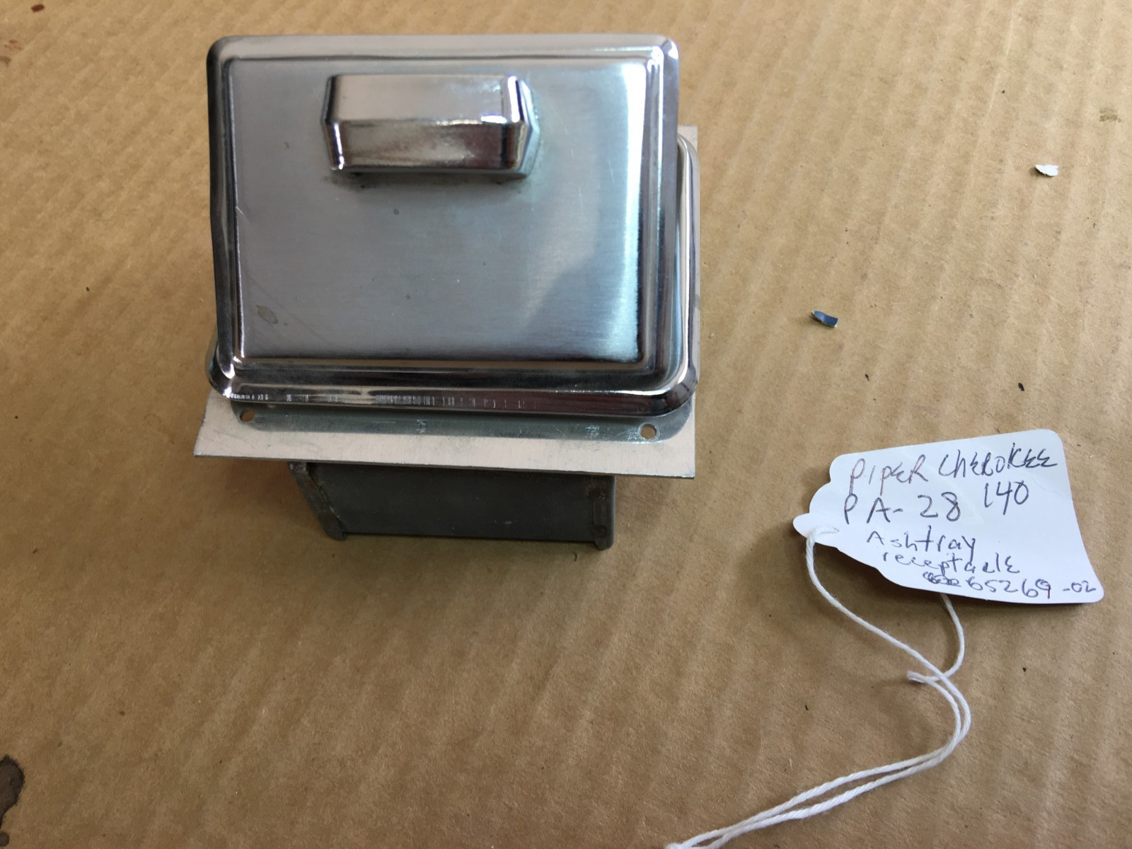 Piper Cherokee Ashtray Receptacle 65269-02  PA-28 140