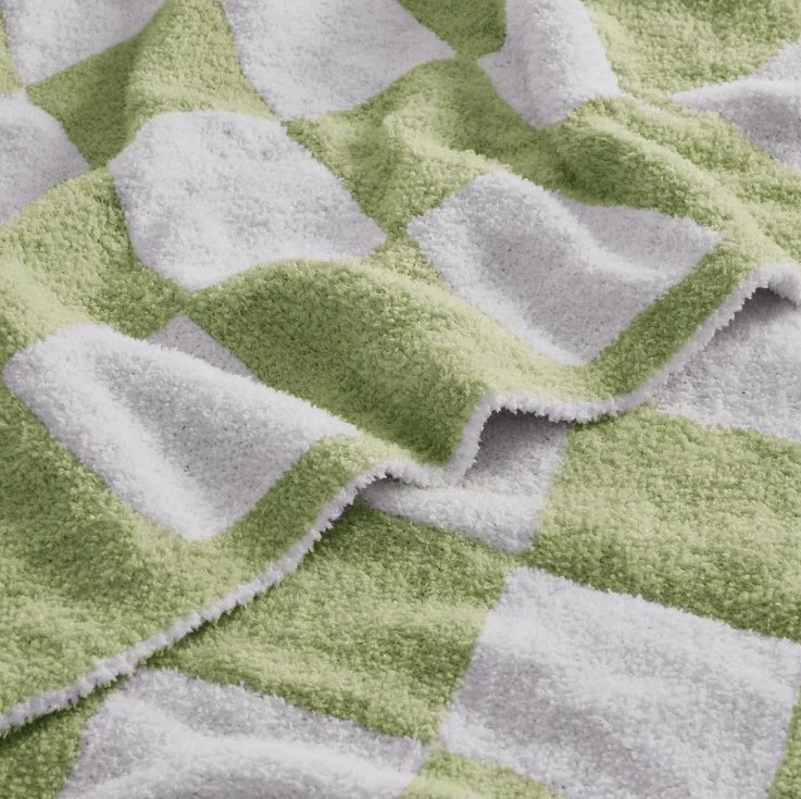 Super Soft Luxurious Warm Checkered Throw Blanket 60x80- Green and White