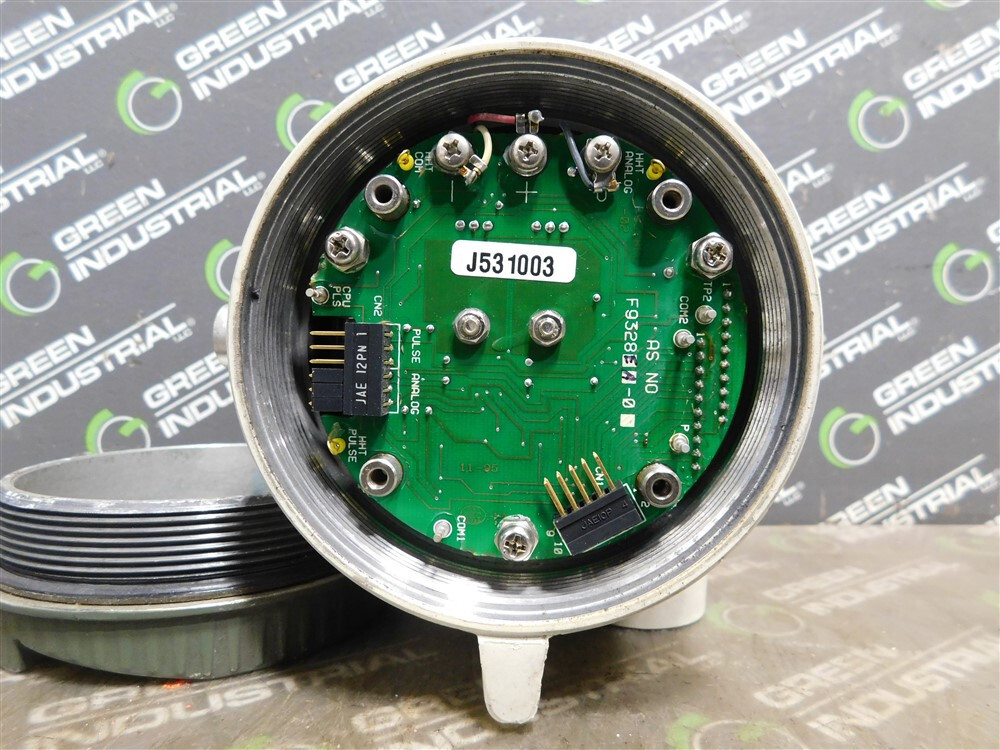 USED Johnson Yokogawa YF102-AAUA1A-S3S3*E/FMF Vortex Flowmeter 24VDC 1440 PSIG