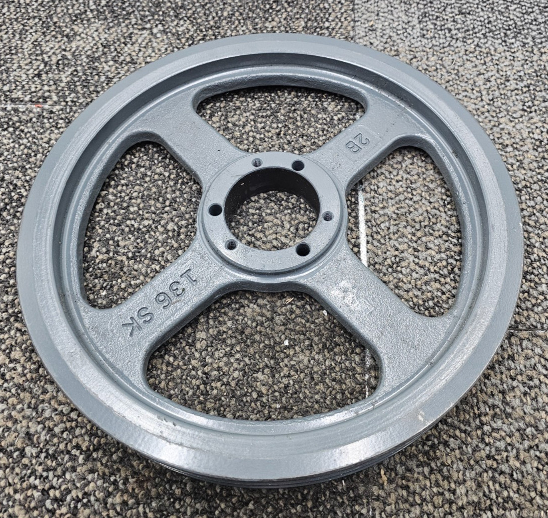 MASTERDRIVE 2B136SK Cast Iron 2-Groove QD V-Belt Sheave 13.88" Outer Dia. Gray