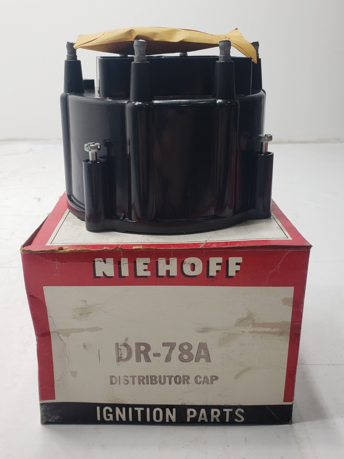 Vintage Niehoff DR-78A Black Distributor Cap Ignition Part Replacement NOS