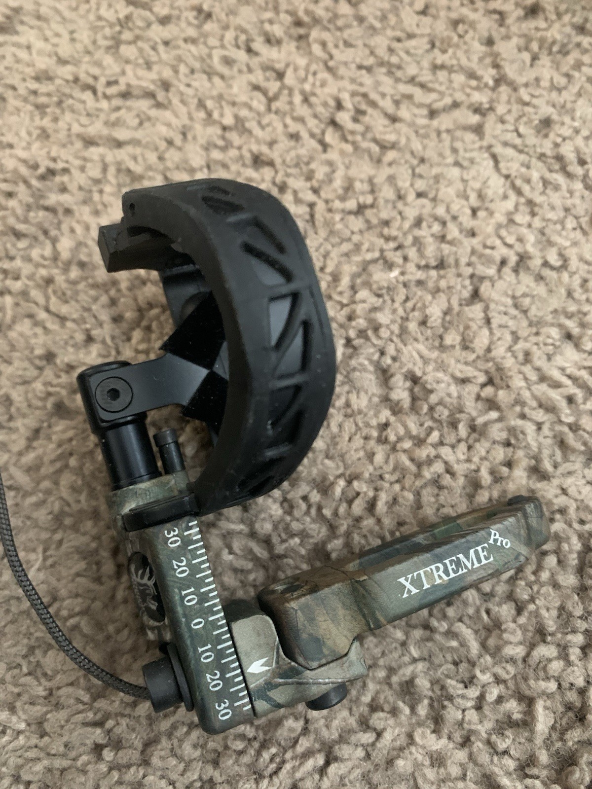 Trophy Taker X-Treme Pro Rest, Right Handed, Realtree Camo