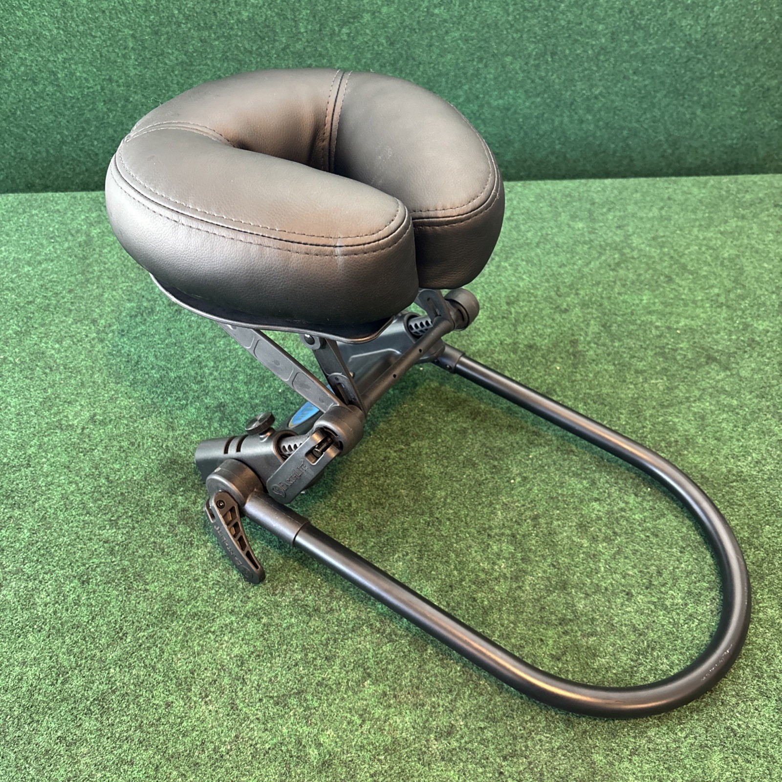 EarthLite Fully Adjustable Massage Face Cradle Headrest & Pillow Dual Levers