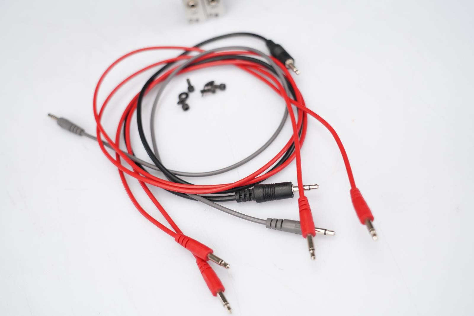 Malekko MIX 4 & NOISE Eurorack Modules w/ Patch Cables #58510