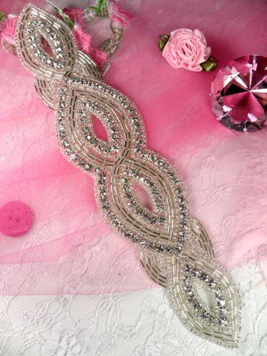 JB9 ~ Braided EYE Crystal Clear Silver Beaded Rhinestone Applique Bridal Motif