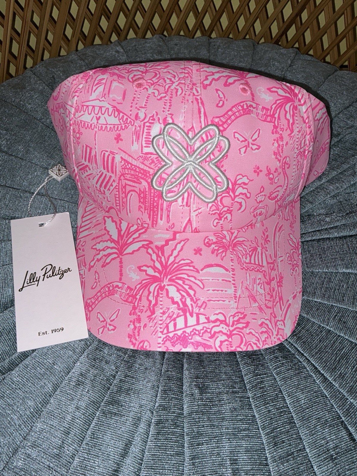 Lilly Pulitzer NWT Logo Run Around Hat Conch Shell Pink Pennys Playground PWP🦄