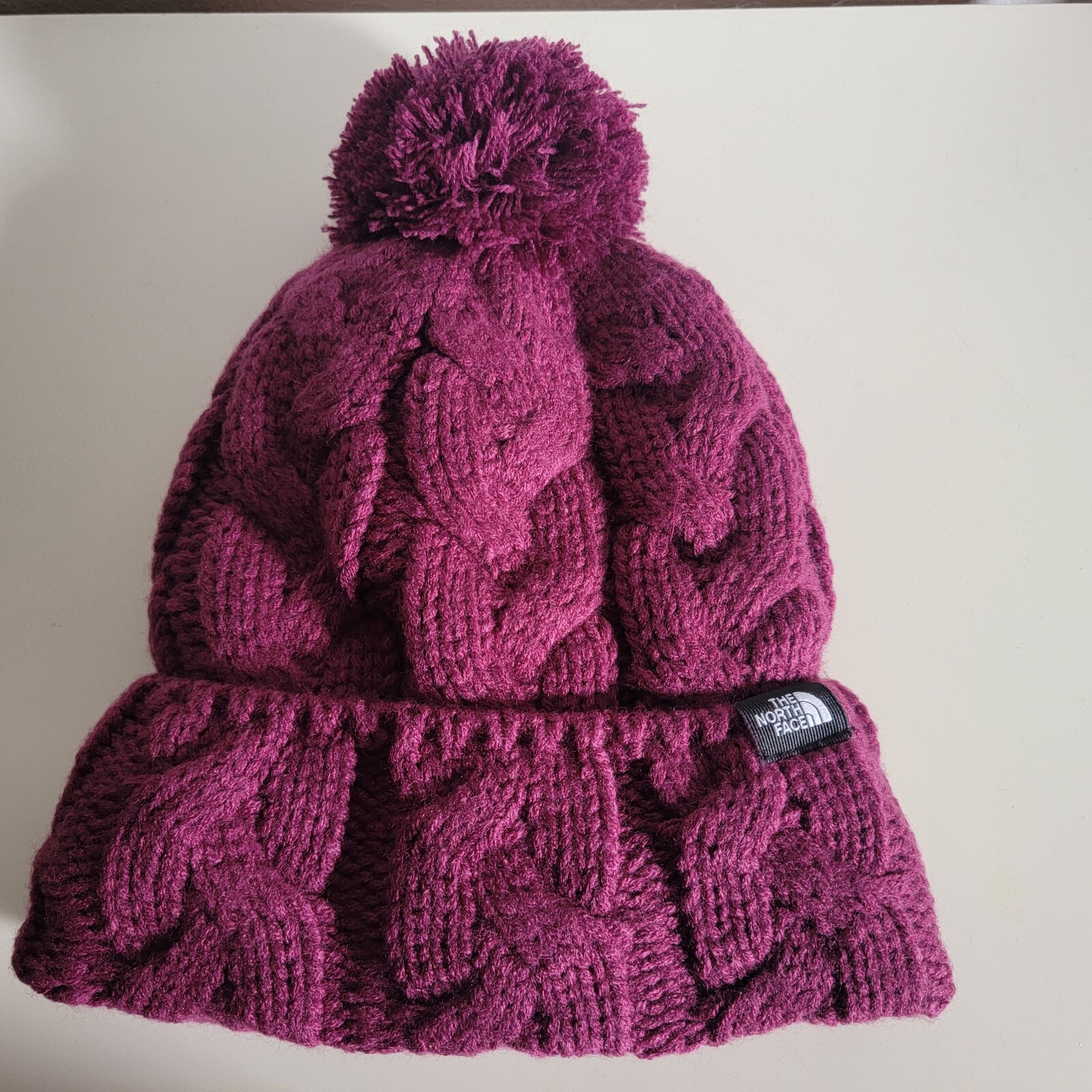 THE NORTH FACE Fleece Lined Cable Minna Pom Beanie Hat Boysenberry OS Knit NWT