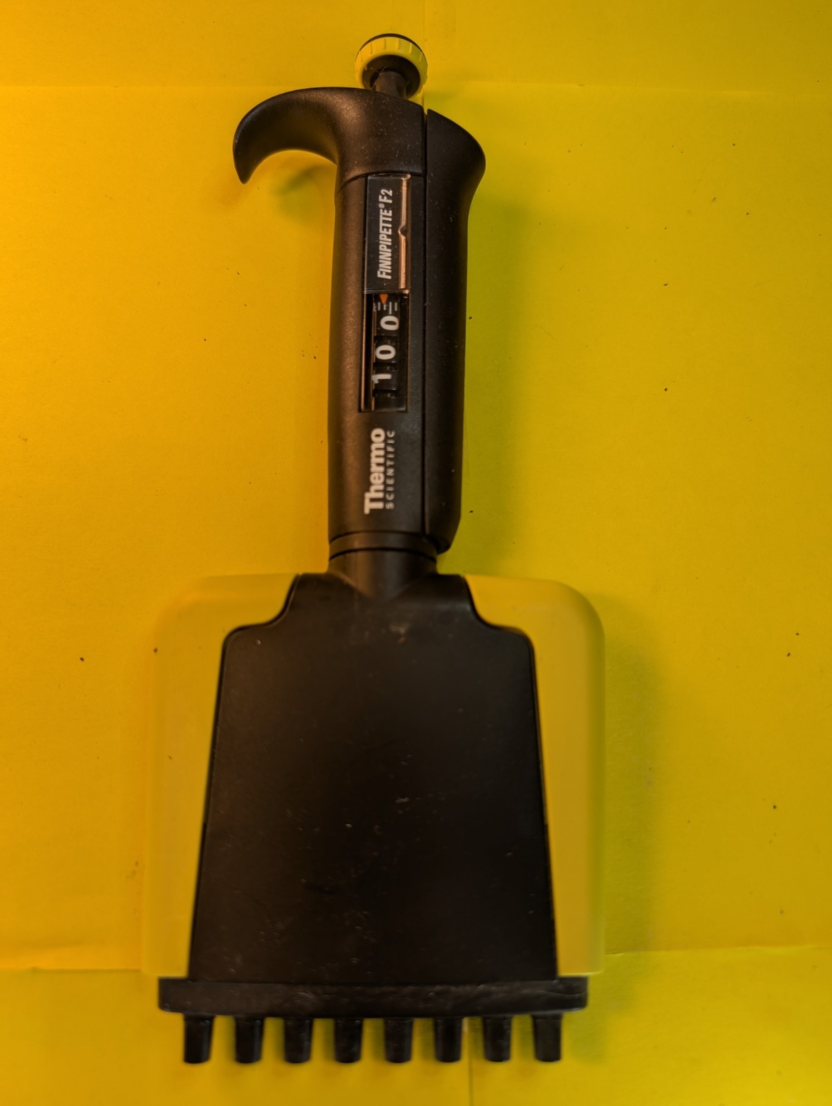8 Channel Thermo Finnpipette Multichannel 10-100ul Great Condition