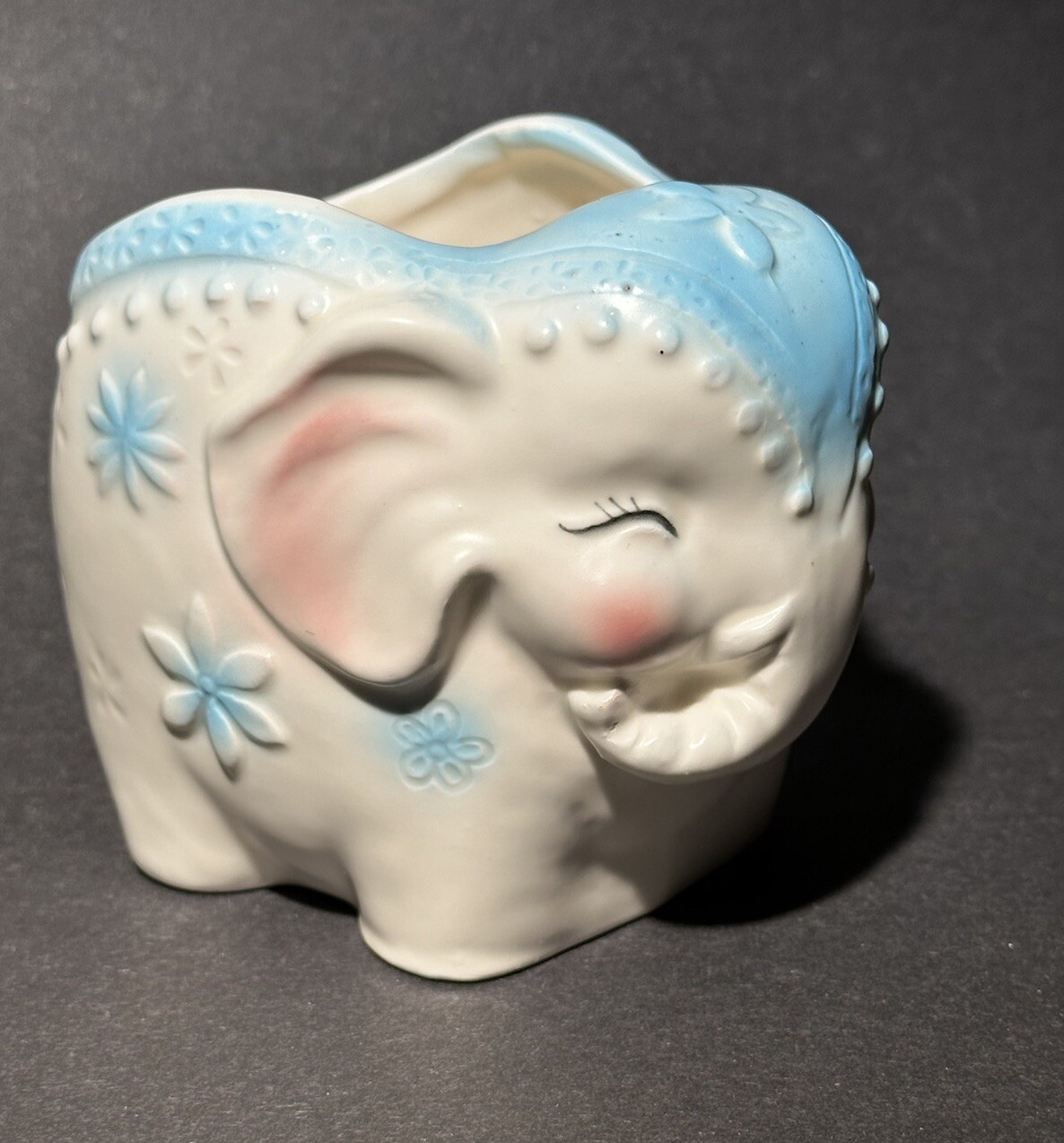 Vintage NARCO E-3350 Ceramic White/blue/pink Small Elephant Planter Pre-owned