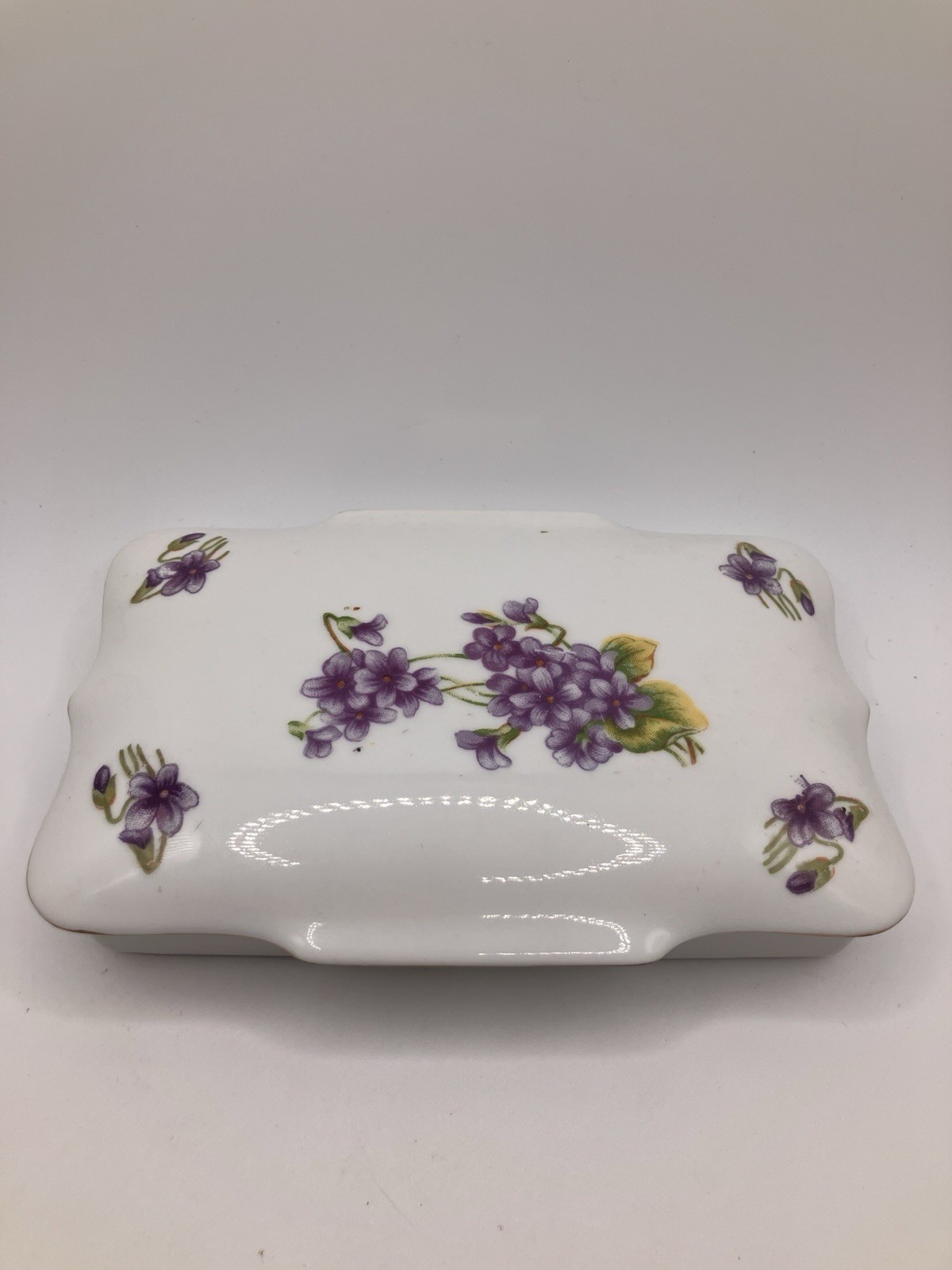 6” Purple Violets Jewelry Or Trinket Box Made In Japan