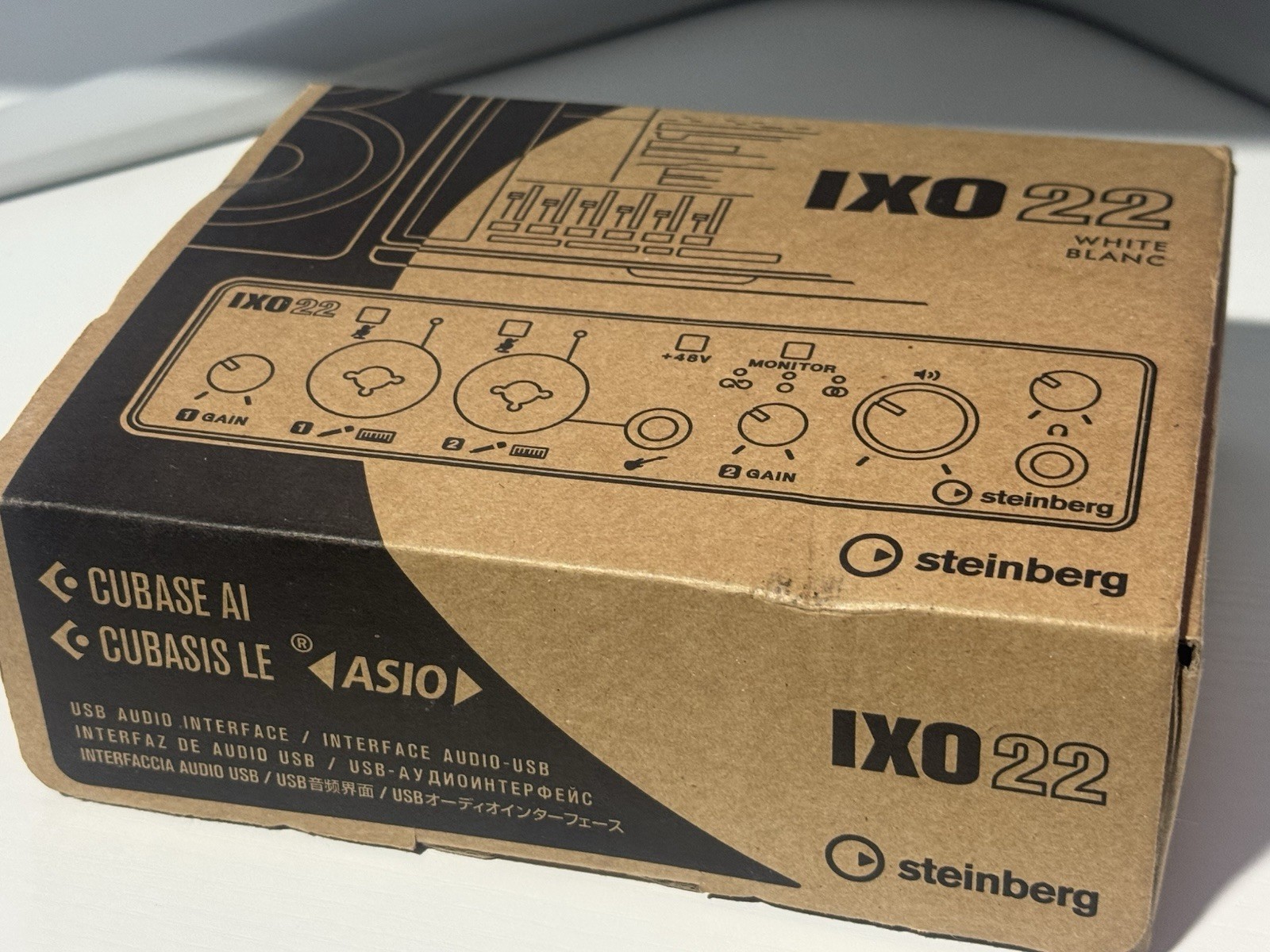 Steinberg IXO22 2x2 USB-C Audio Interface With Cubase Software (White)