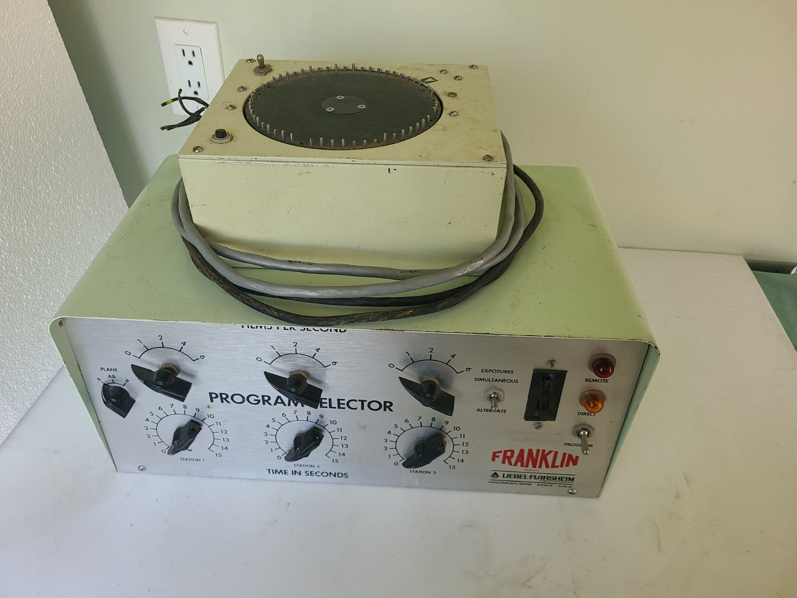 Franklin F200 variable speed film changer Model B, AS-IS, Untested
