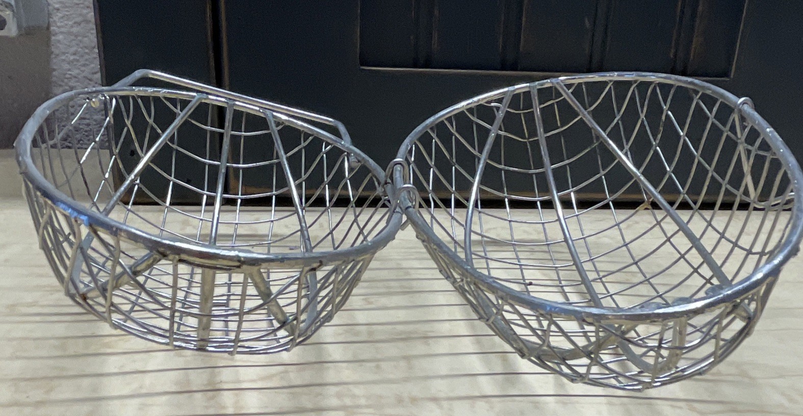 Vintage Wire Egg Shaped Hanging Cage Opens & Latches 7” X 4”