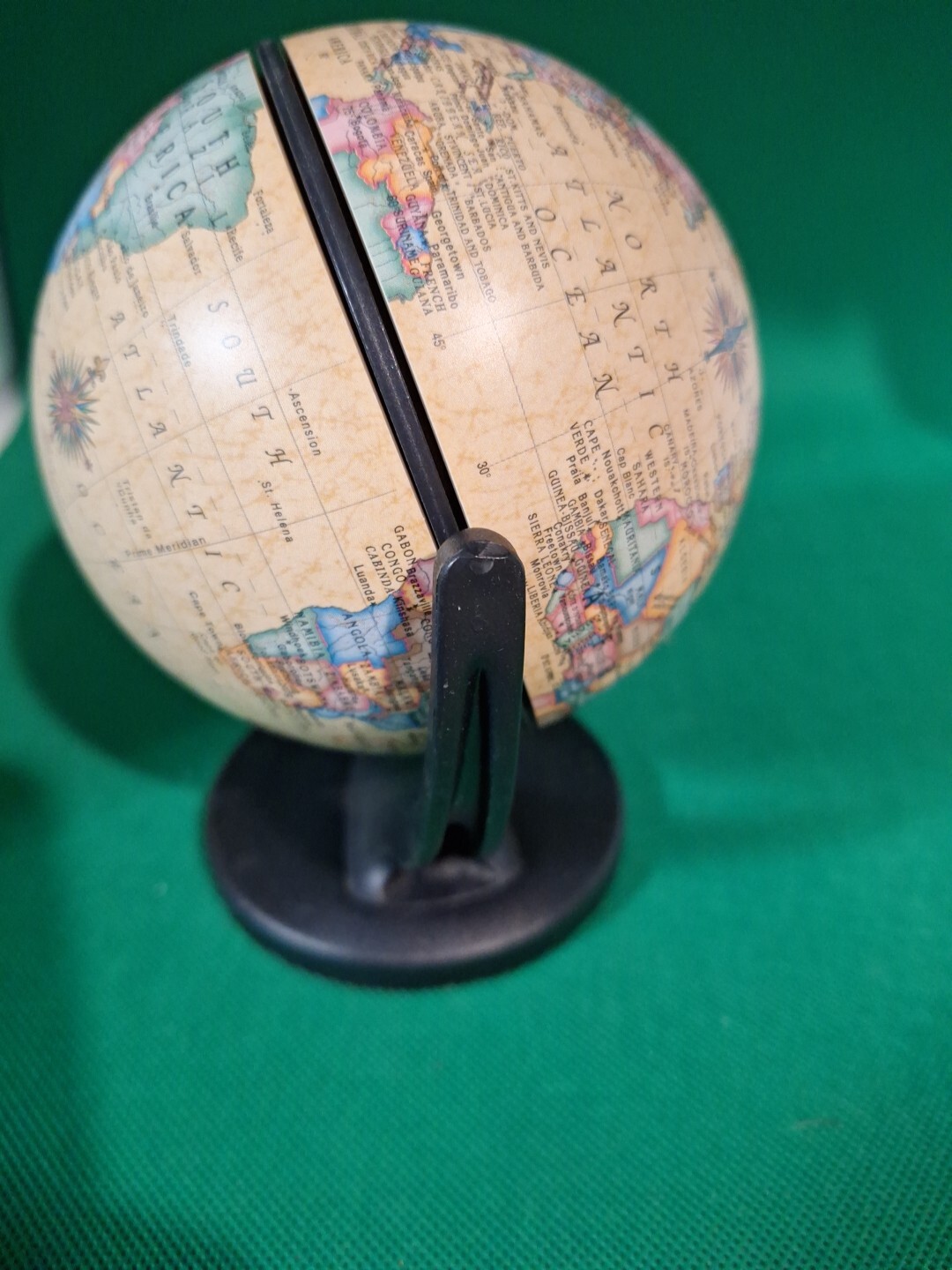 Replogle Mini Desk Globe 2001. Moves In 2 Directions.