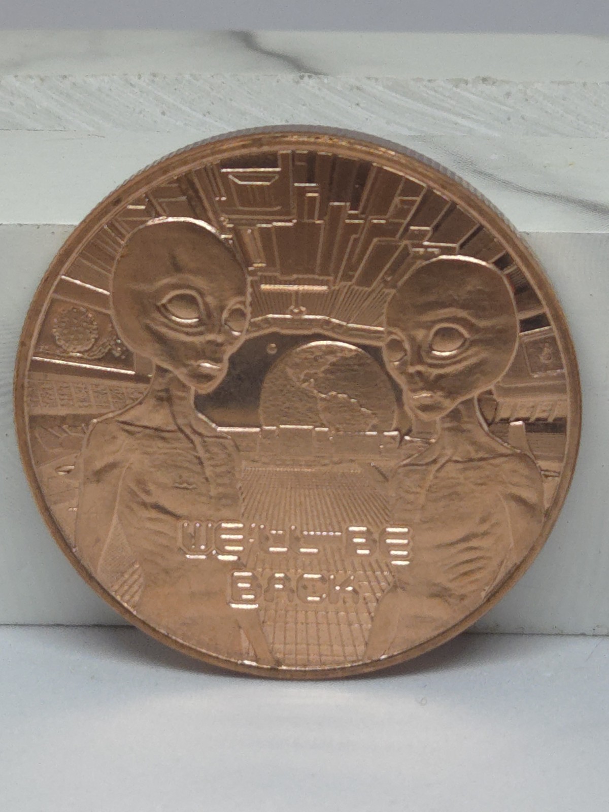 1 Oz. Solid .999 Fine Copper Round - Alien Design