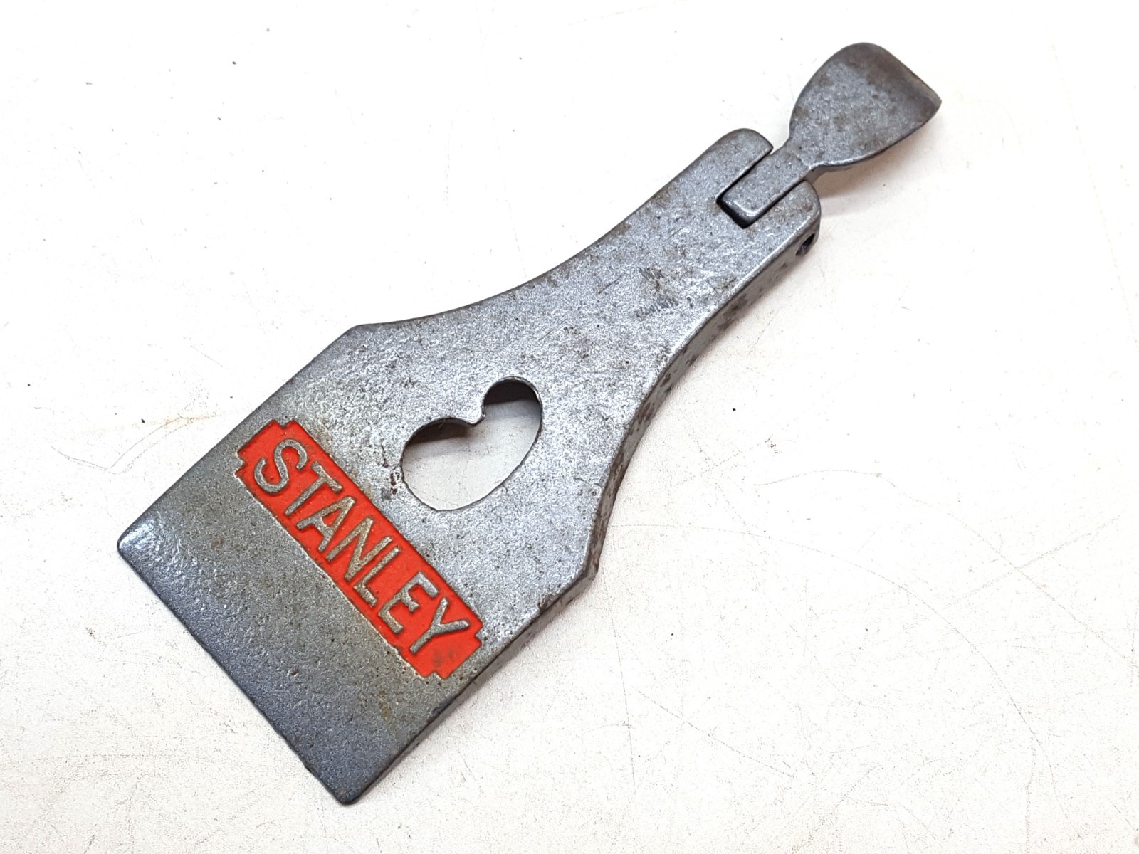 5238 Stanley Handyman; 2" Wide Lever Cap