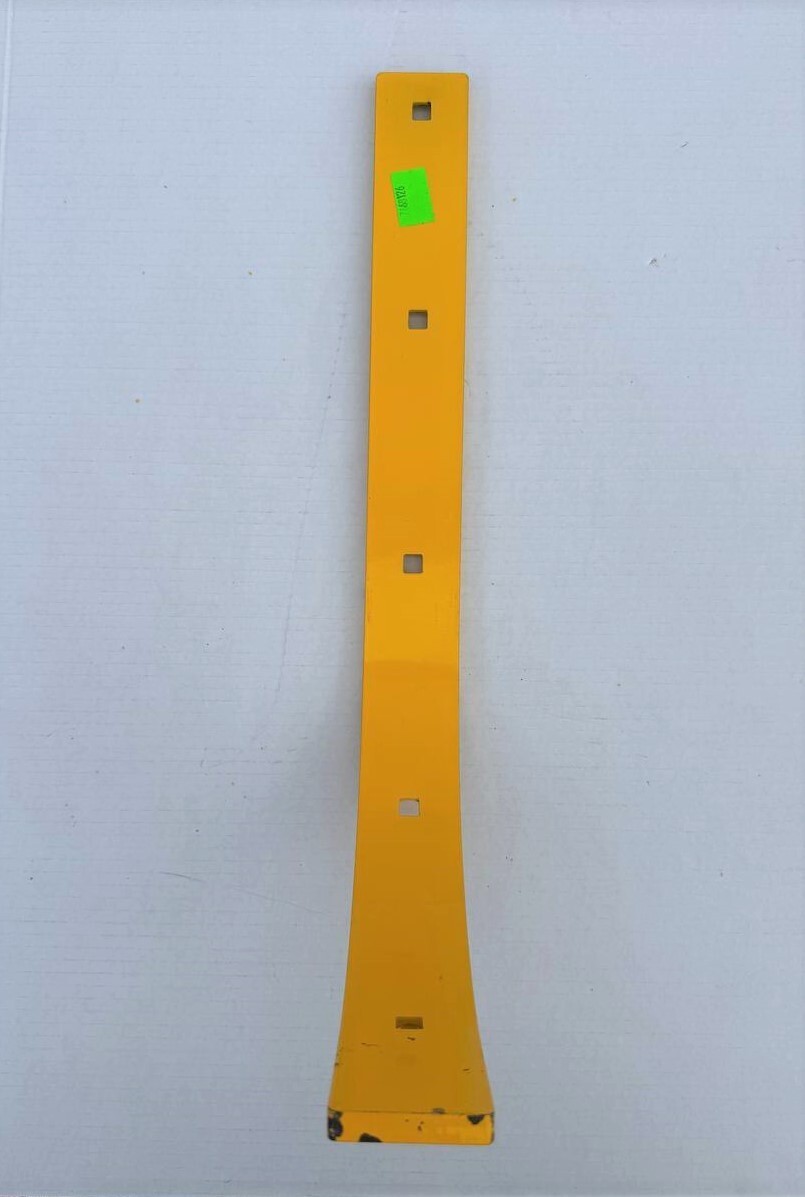 SHOE SKID # TG28086A FOR MODEL TRF90 TIGER MOWER