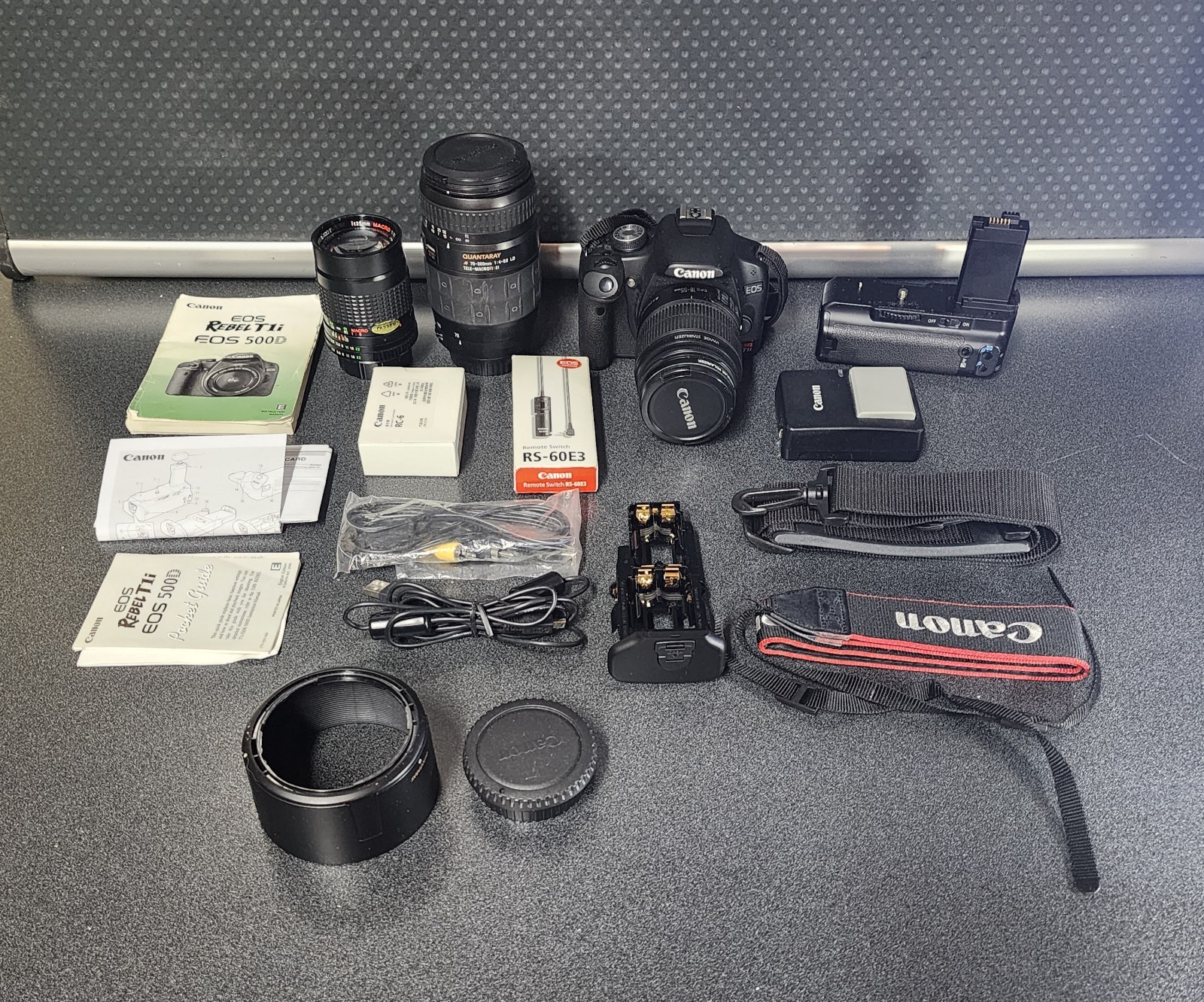 Canon EOS Rebel t1i Camera Bundle with 2 extra lenses, remote, 8G card.