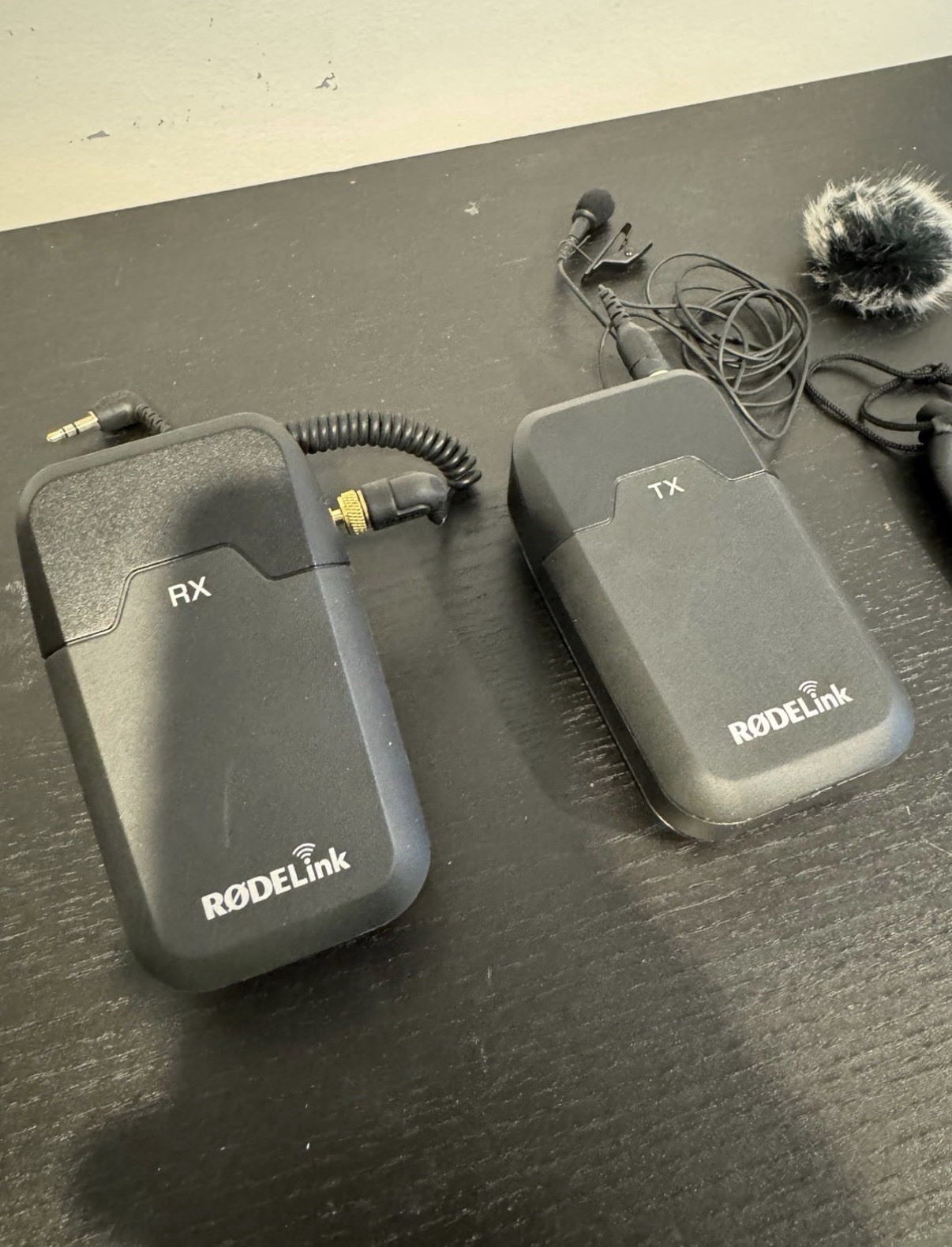 RODE RODELink Filmmaker Kit Digital Camera-Mount Wireless Microphone System