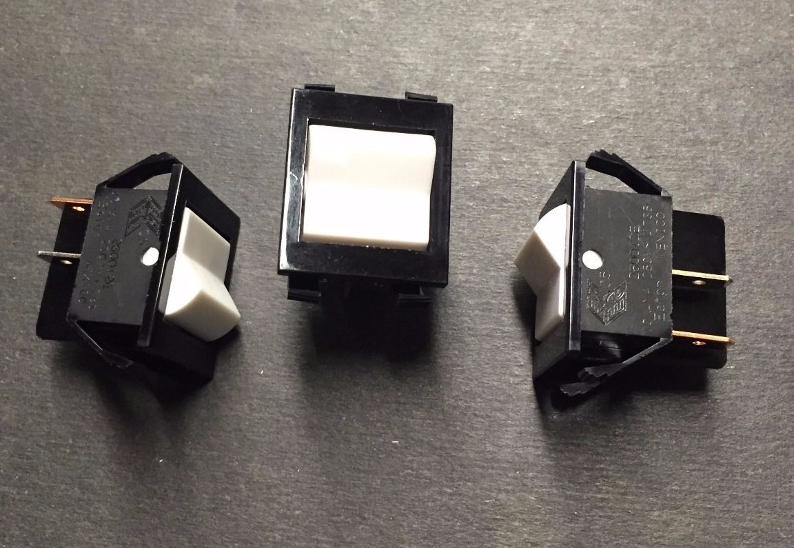 Eaton 260012E SWITCH (4pcs= 1 Lot)