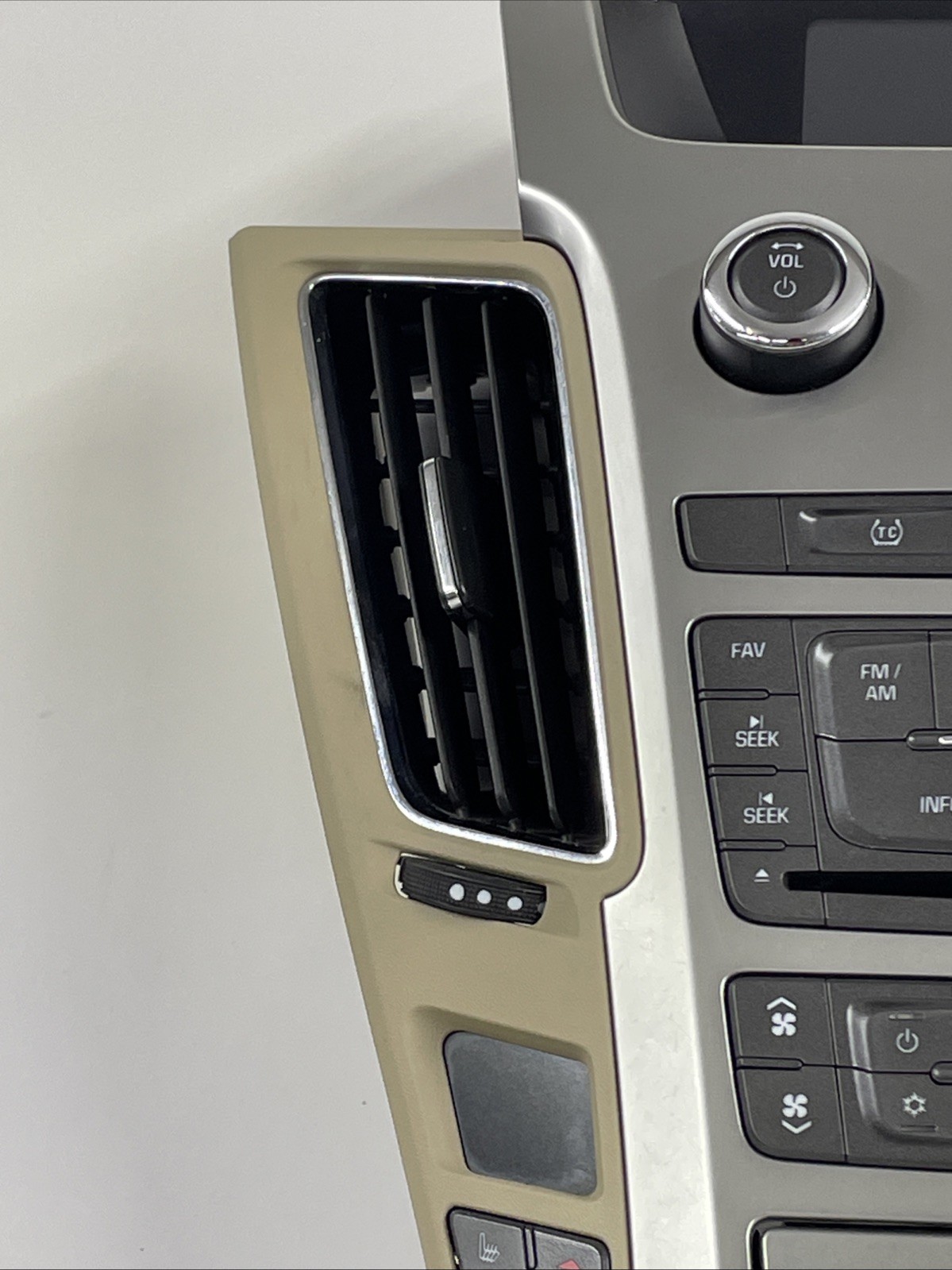 09-13 Cadillac CTS Climate Control & Radio Reciever Control Panel *Tan* OEM