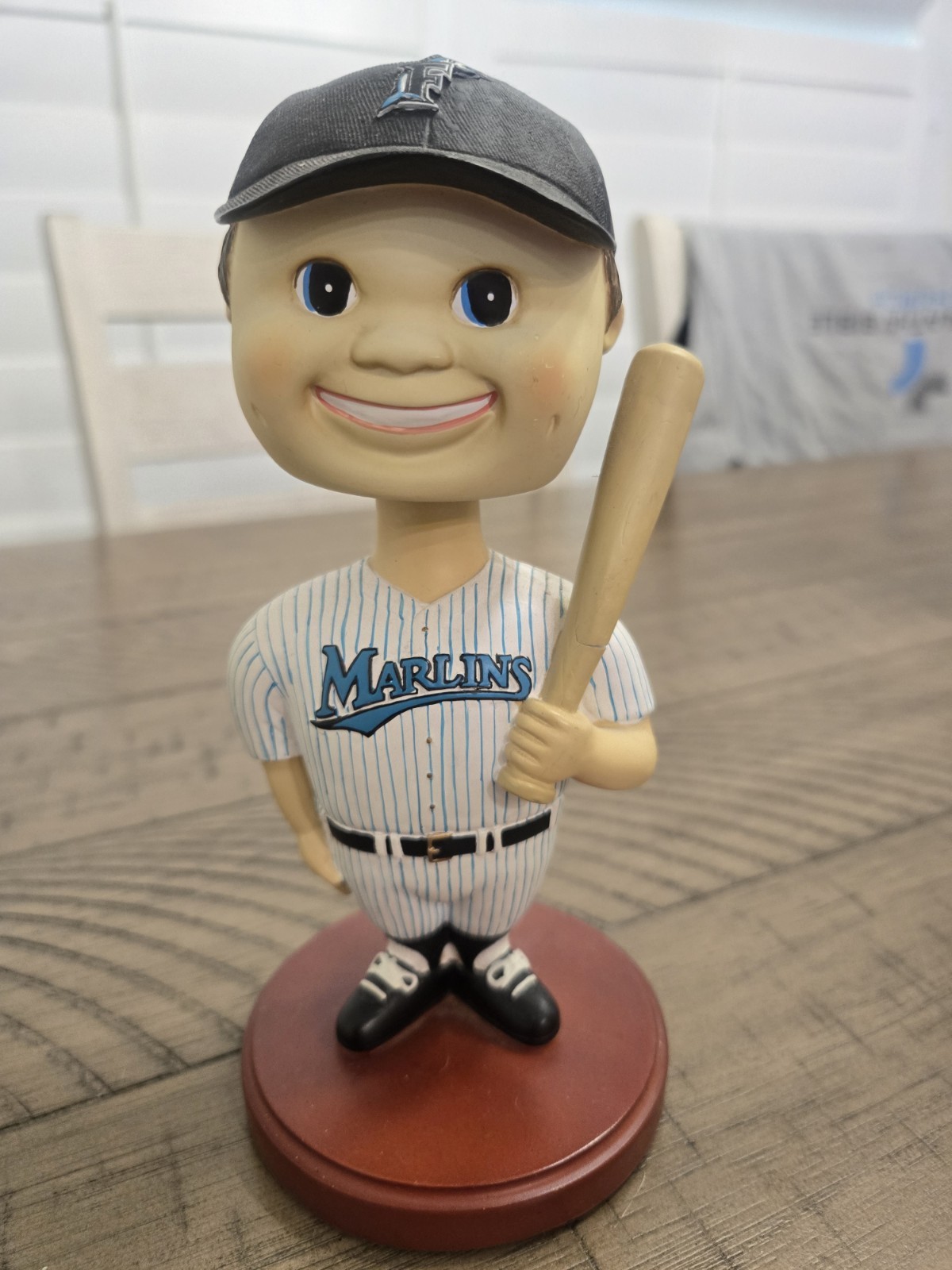 "THE MEMORY COMPANY" FLORIDA MARLINS BOBBLEHEAD.  1st in Series.