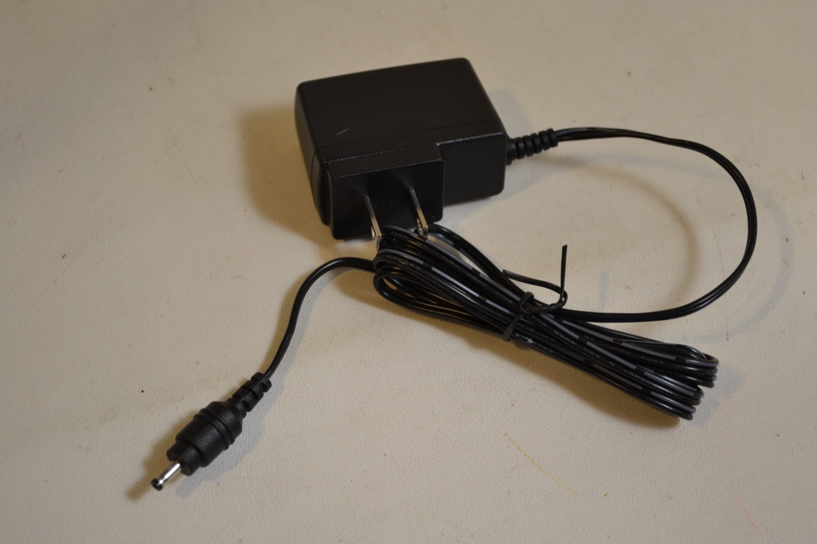 EDAC EA1012AHUS-050 AC Adapter