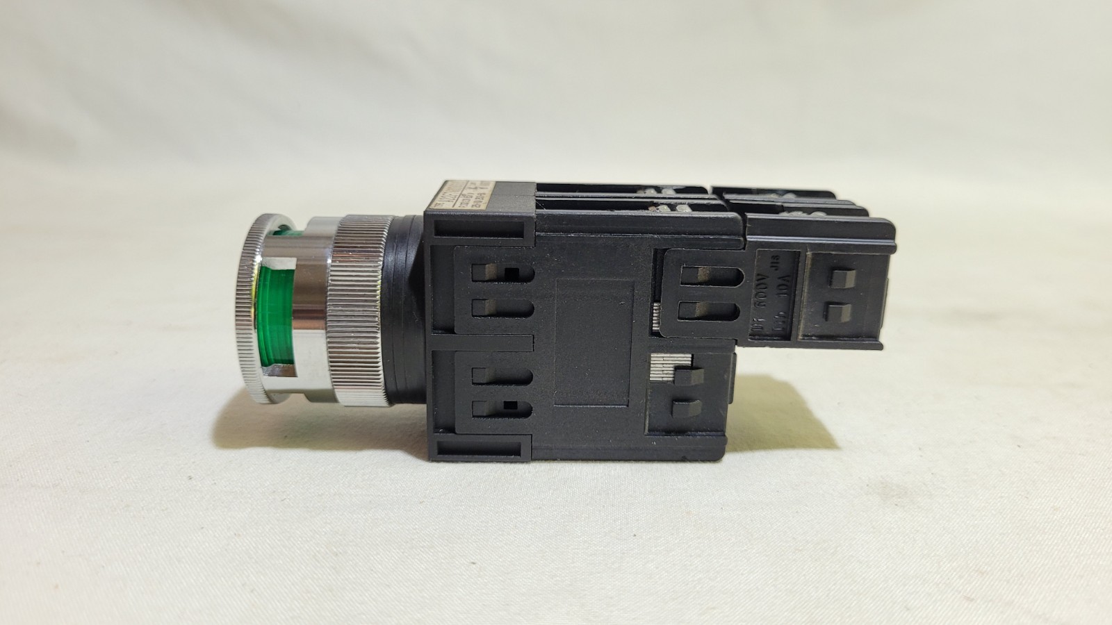 MARUYASU A22FTG10010 Push Button Switch, Green Light