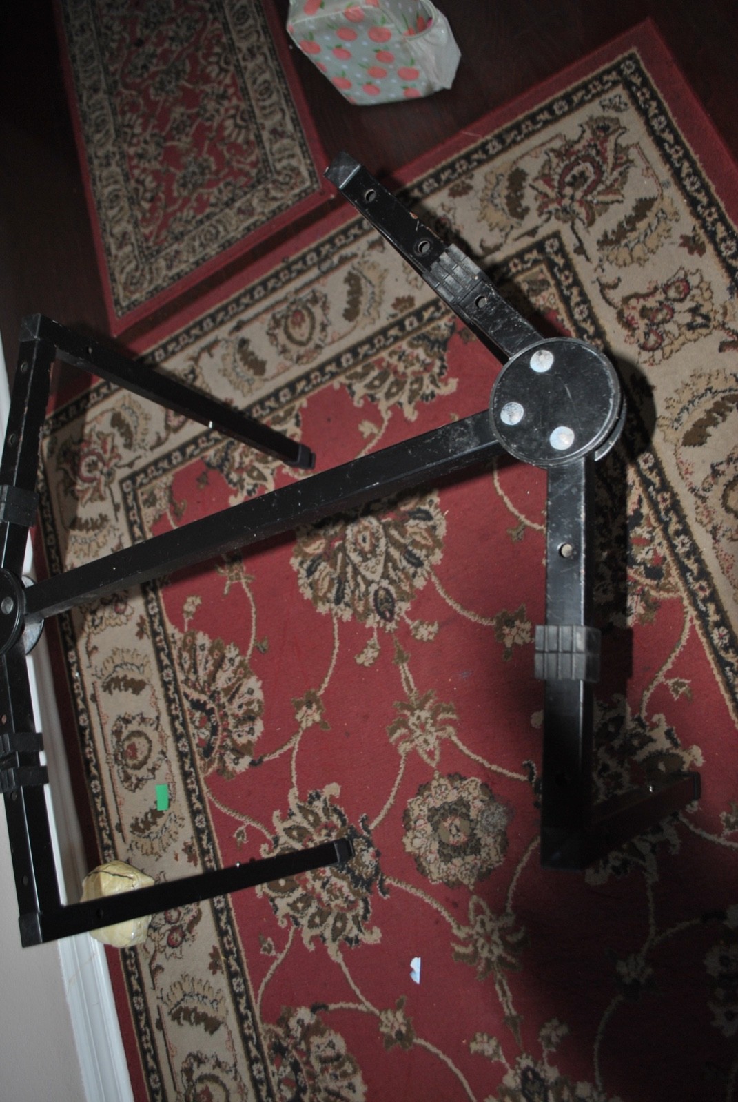 quicklok stand