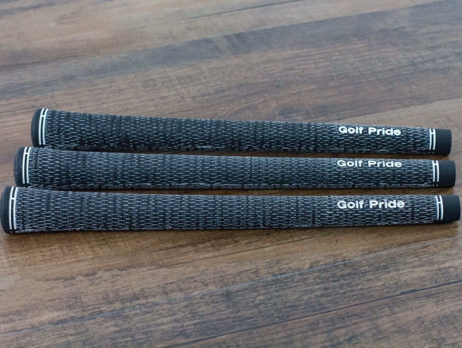 Golf Pride Tour Velvet BCT Cord Golf Club Grips Standard Ribbed or Round Core