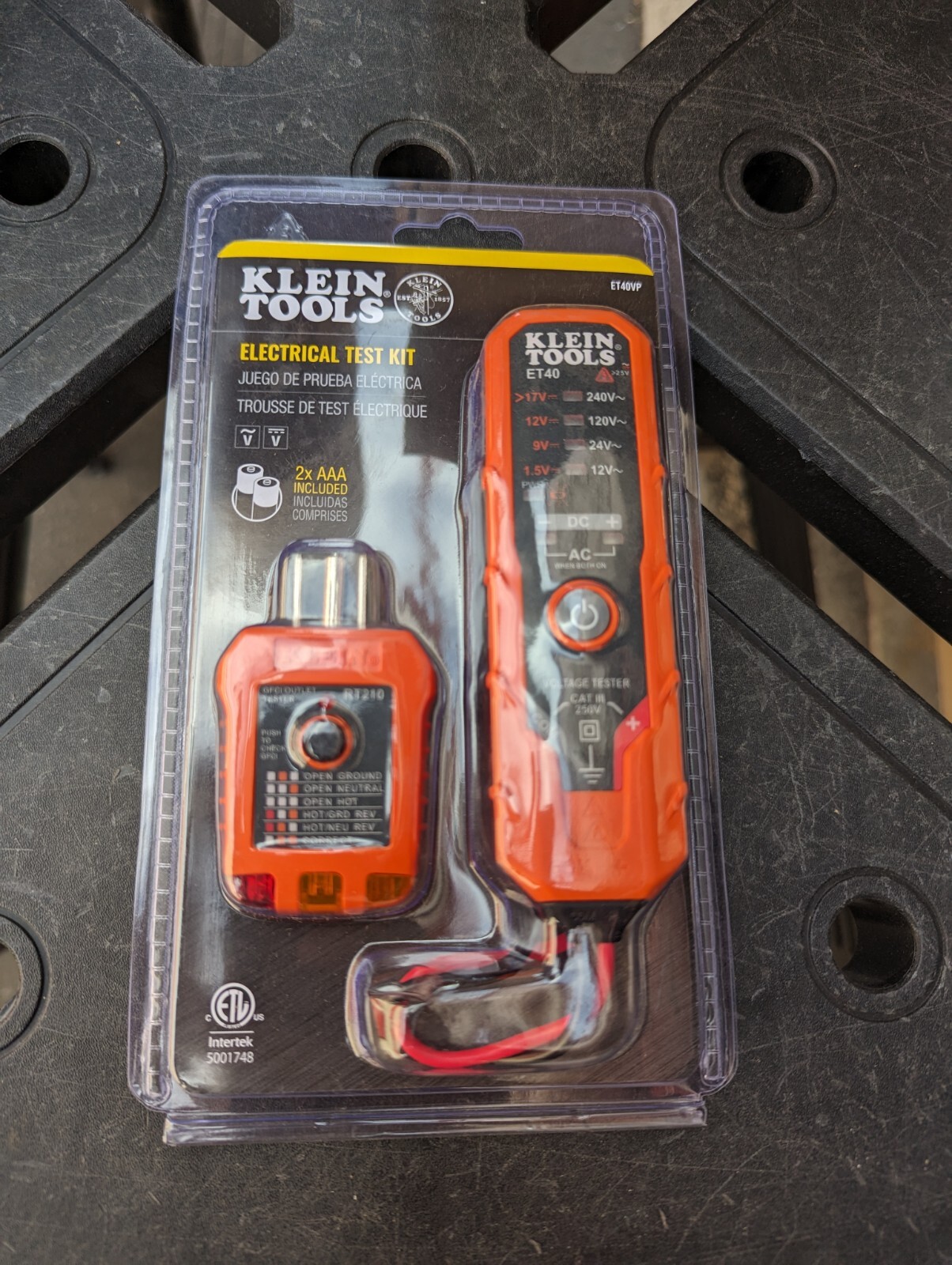 Klein Tools ET40 + RT210 AC/DC GFCI Receptacle Electrical Test Kit ET40VP