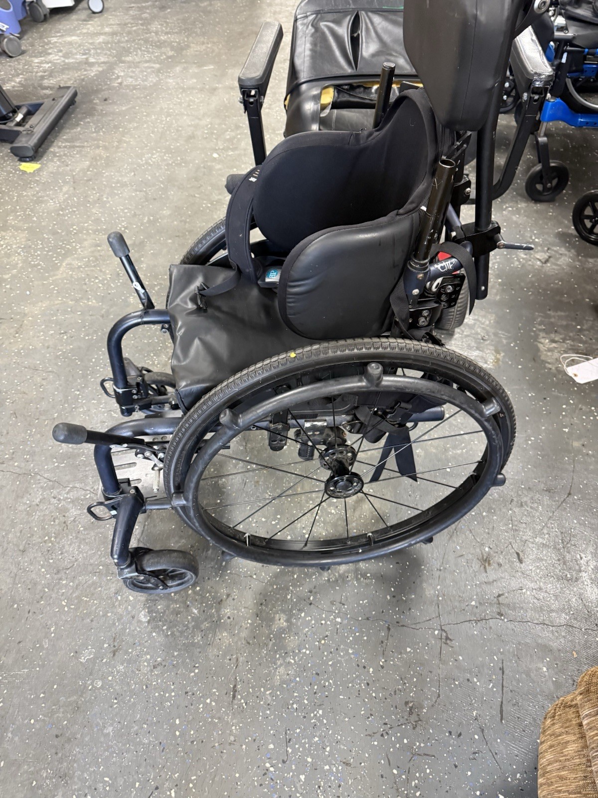Ki Mobility Rogue Rigid frame pediatric wheelchair