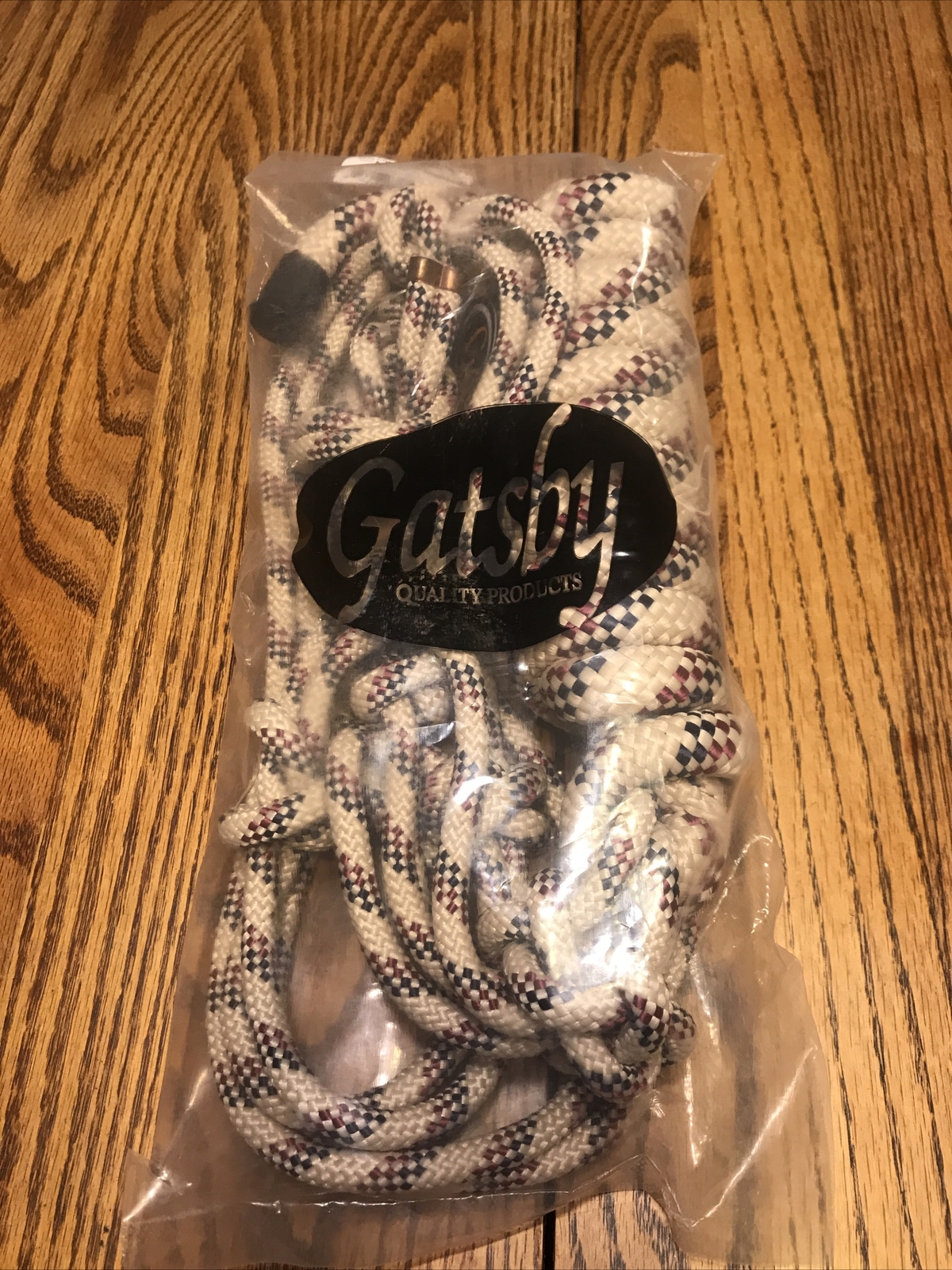 Gatsby Classic Knotted Rope Halter W/ Leaf Burgundy Navy Brand New and Sealed