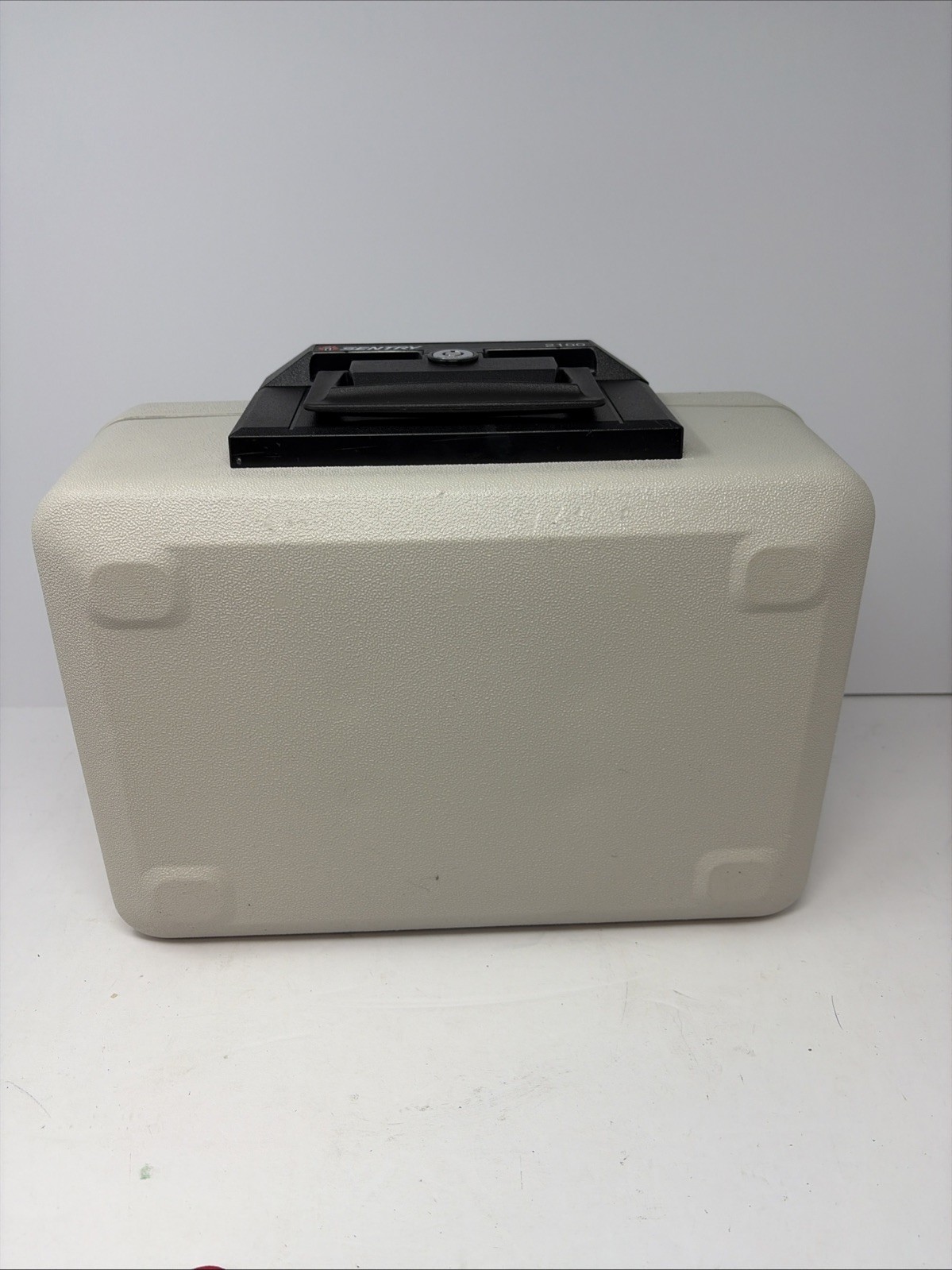 Sentry Safe 2100 Fire Proof Safe with 2 Keys Lock Box FIRE-SAFE® Security Chest