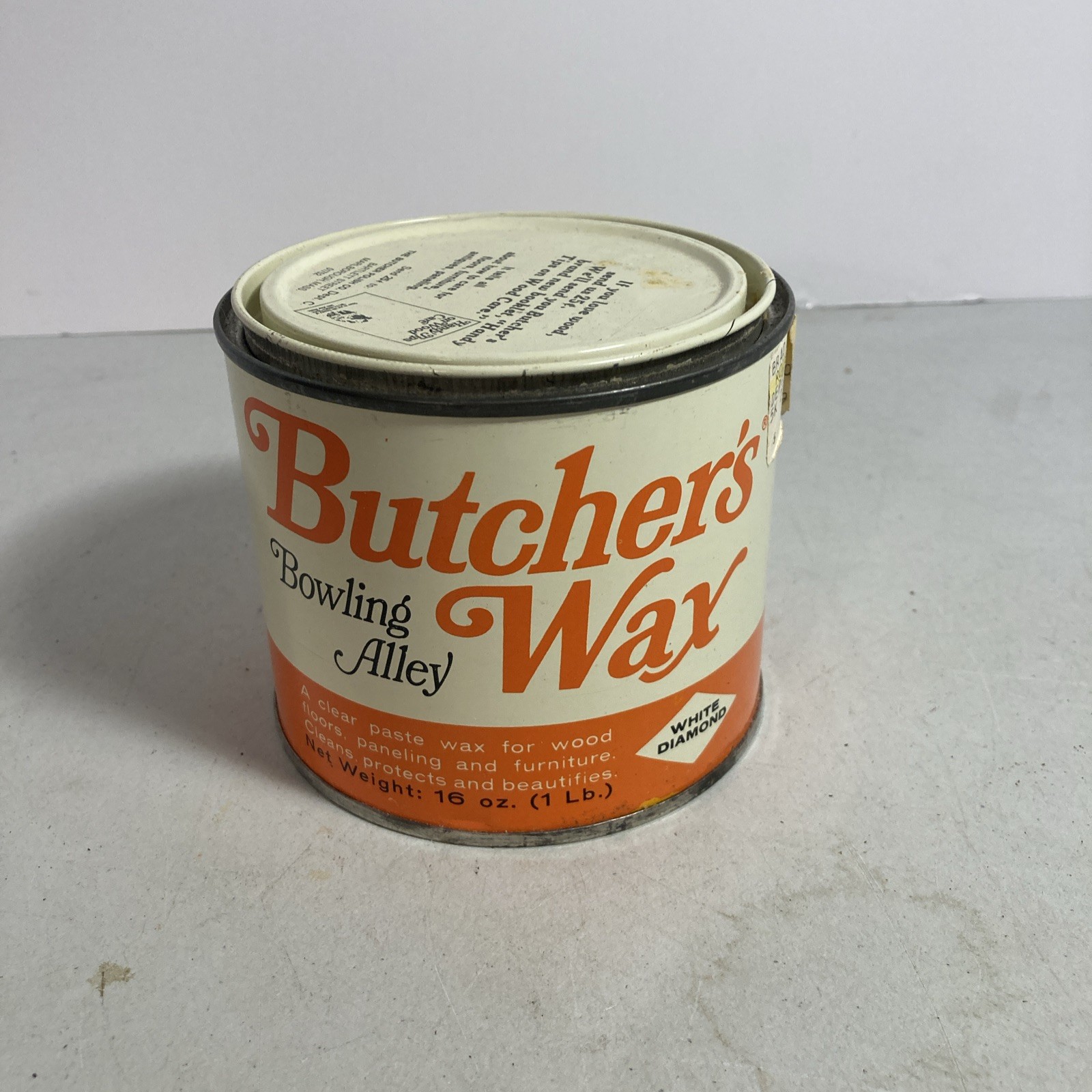Butchers Bowling Alley Wax Mostly Full- Weighs 1 lb 4 oz