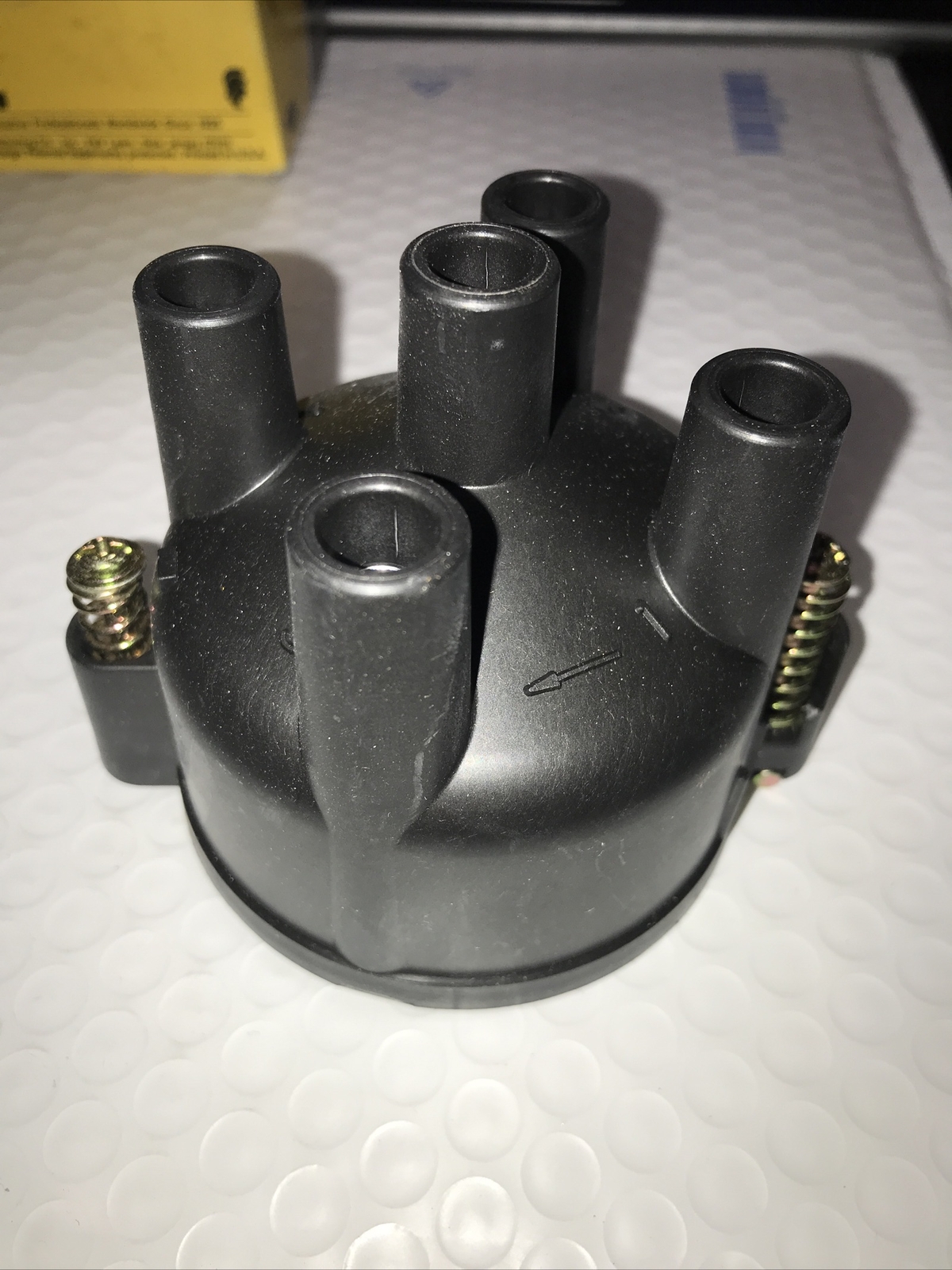 Distributor Cap Kemparts  W375 FREE SHIPPING crosses to Standard JH76