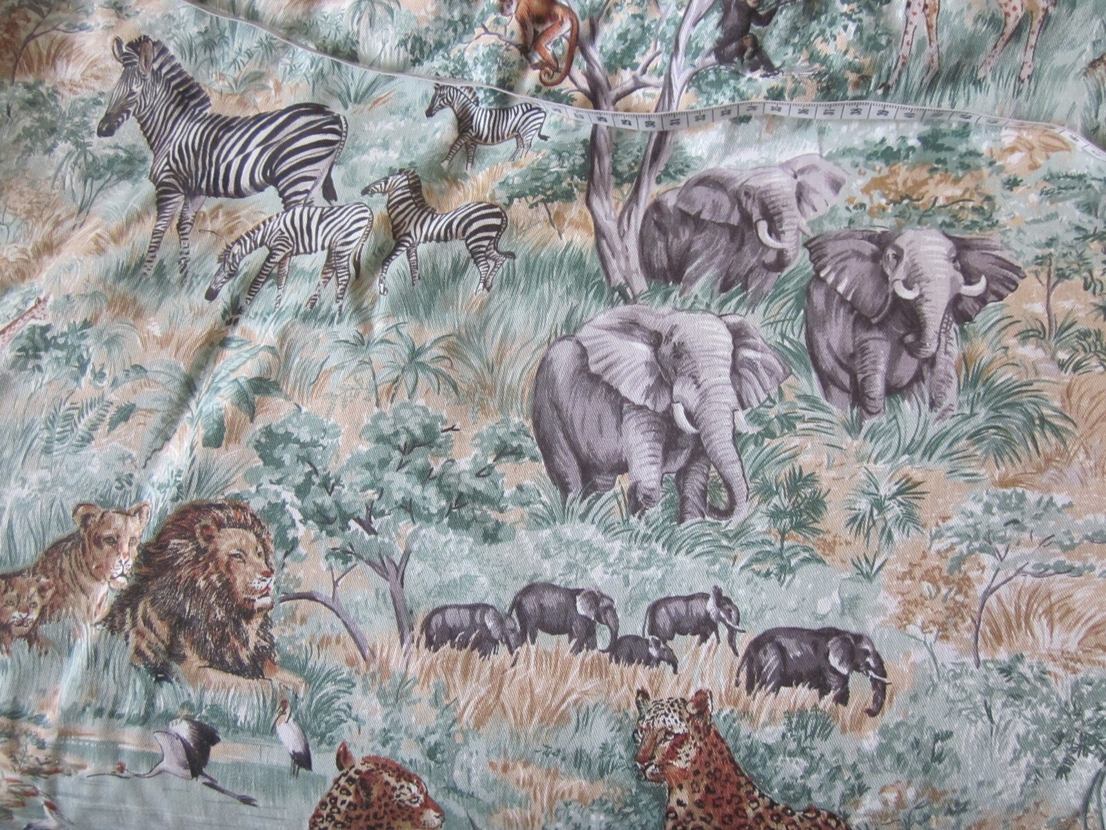 SAFARI novelty TWILL mid weight ELEPHANT Cara Collect COTTON FABRIC  1/2 yd BTHY