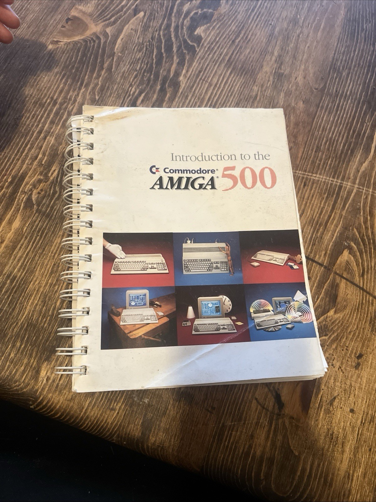 Introduction to the Amiga 500 Book (Commodore,  Excellent , Clean, 1987)