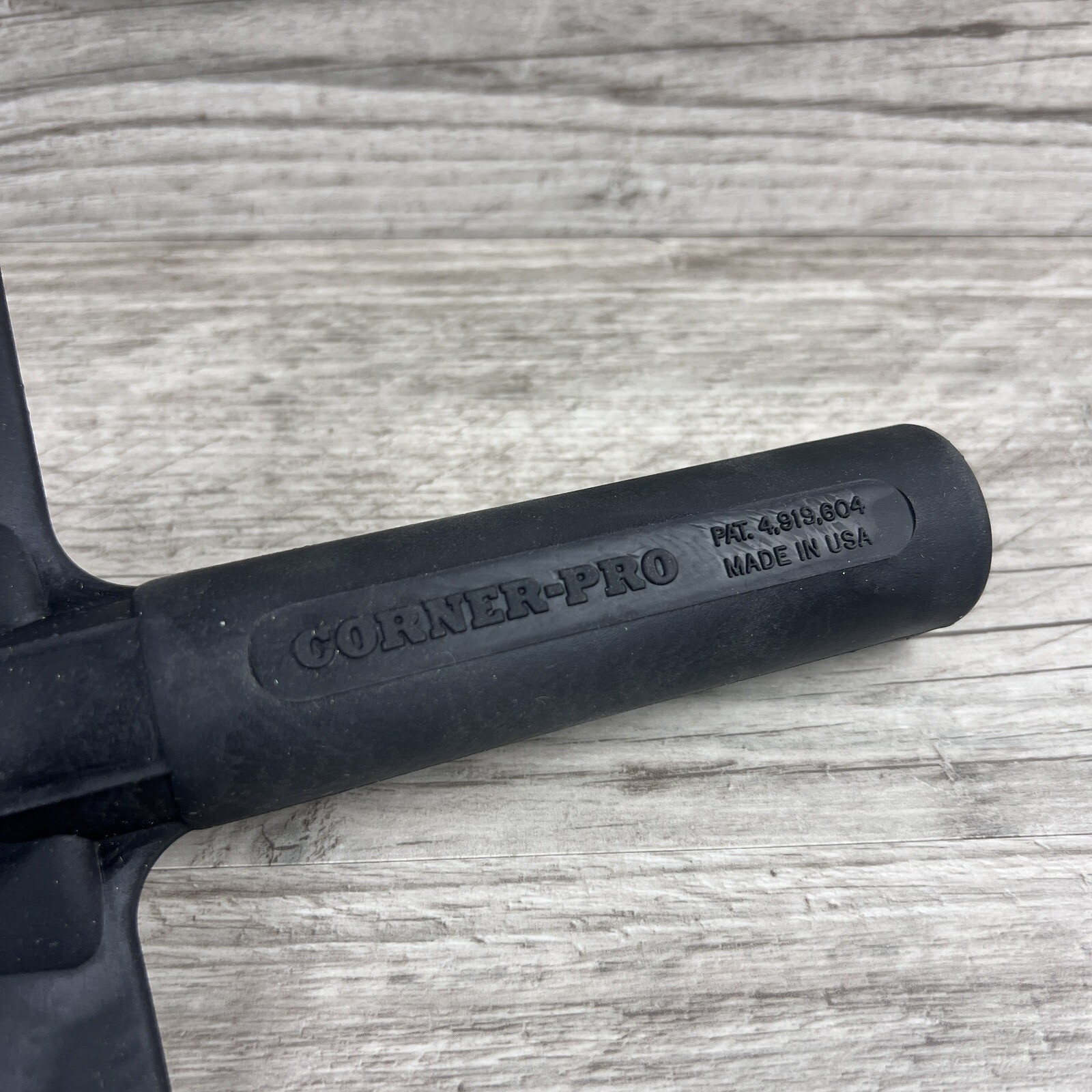 Marshalltown M30 Wipe Down Flexible Rubber Blade , Cleans Excess