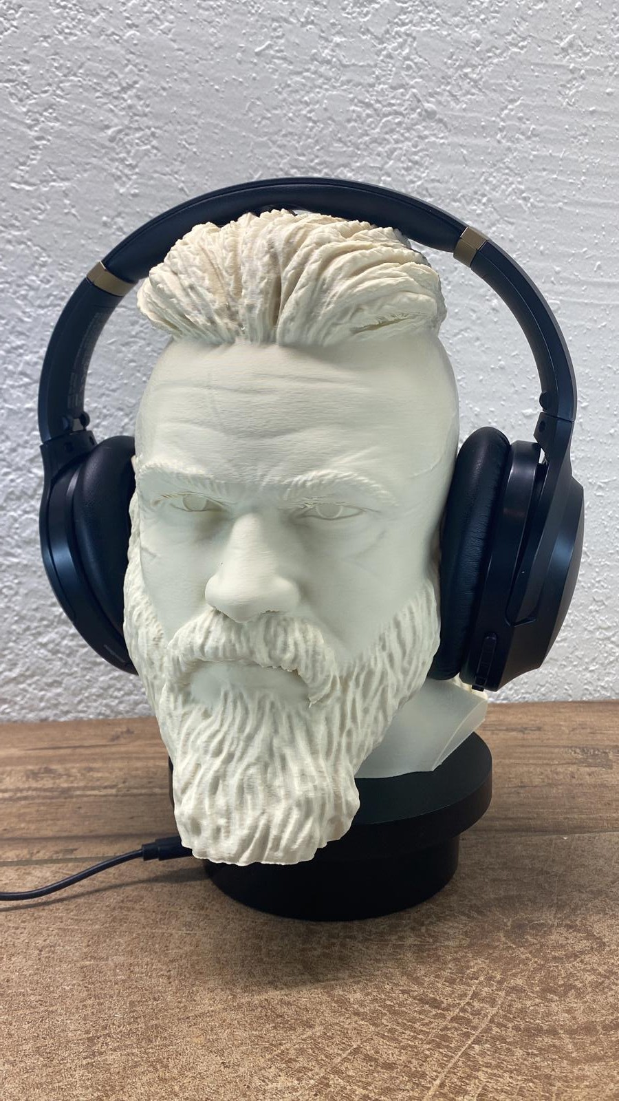 Ragnar Lothbrok Headphone Stand | Viking Warrior  l Travis Fimmel Paintable Bust