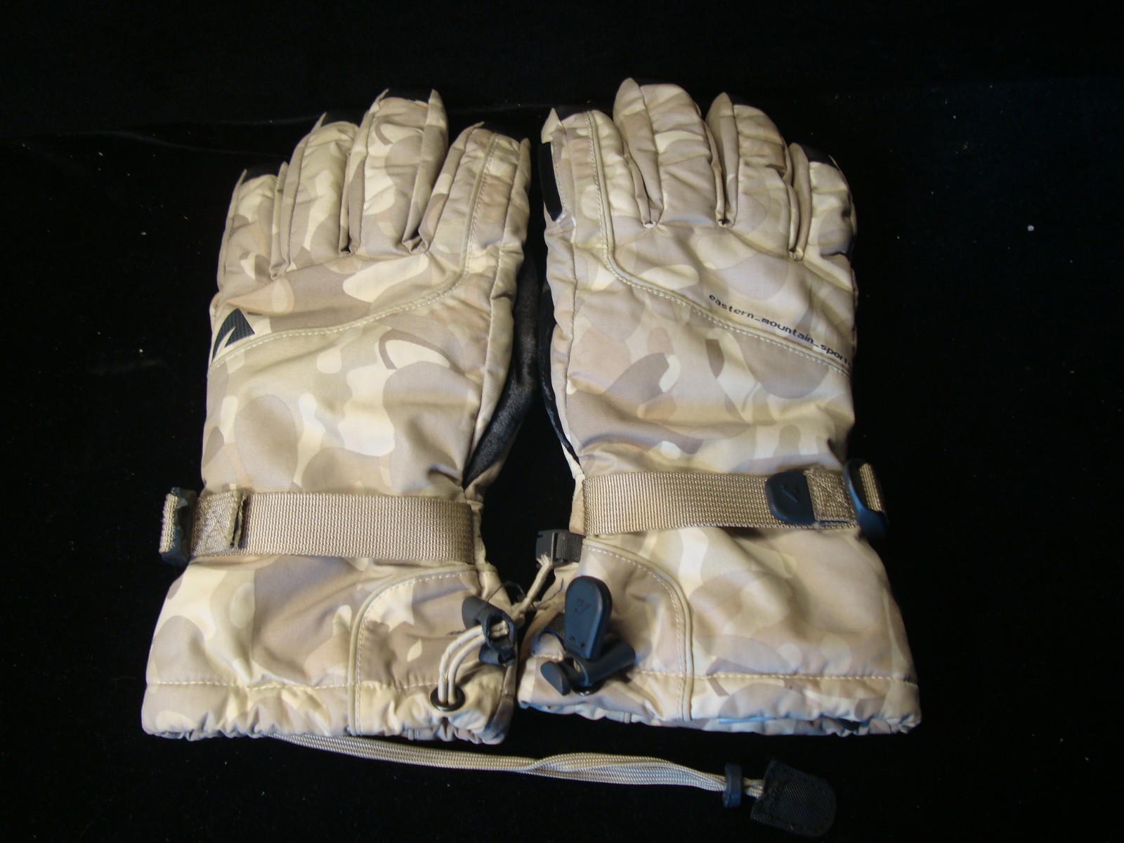 Eastern Mountain Sports Large Women Camo Gloves