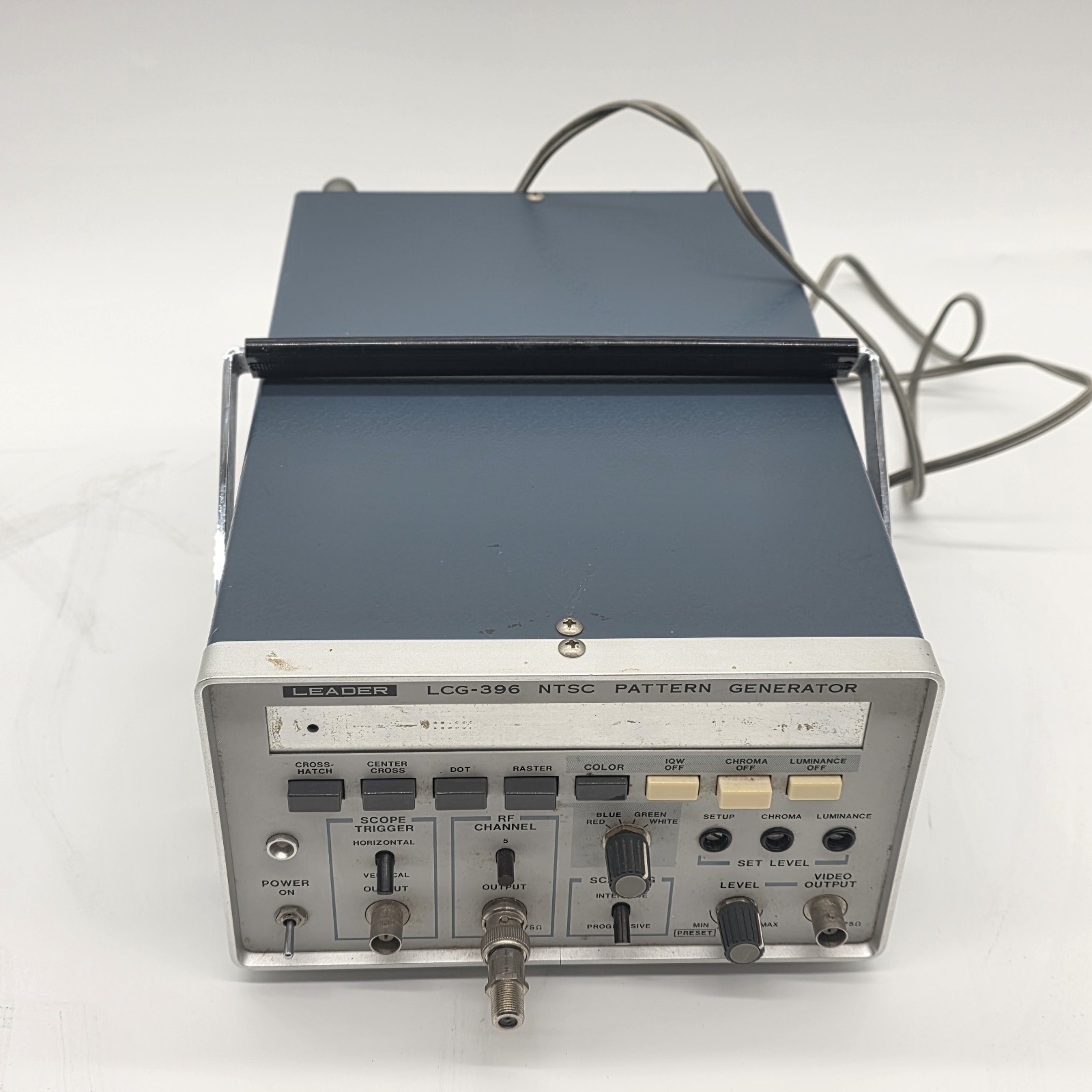 Leader LCG-396 NTSC Pattern Generator – Vintage Video Test Equipment