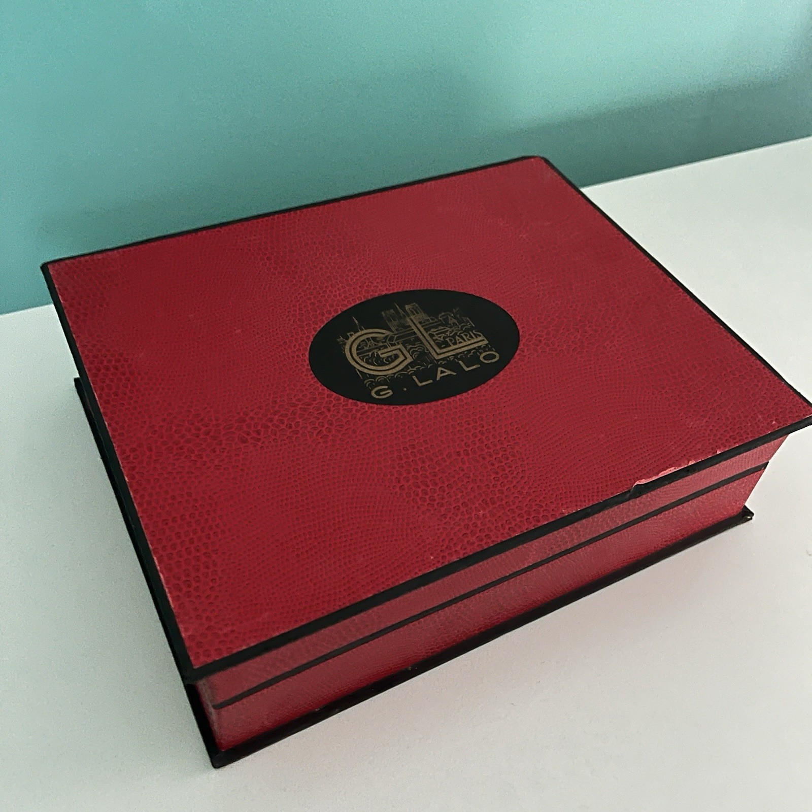 G. Lalo Paris France Stationary Box Paper Desk Decorative Snakeskin Type Red