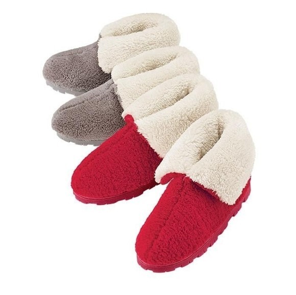 Ladies or Men's Indoor Outdoor Sherpa XL Slippers - Size 11-12 - RED ONLY