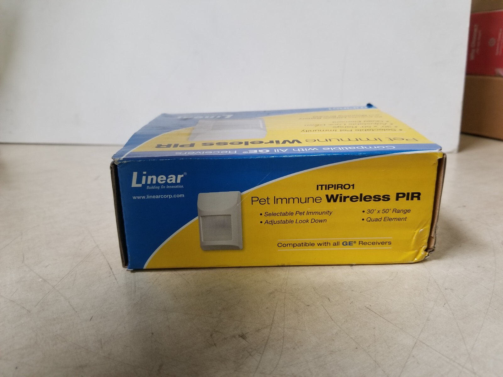 Linear ITIPIR01 Pet Immune Wireless PIR NO Mounting Bracket/No Battery