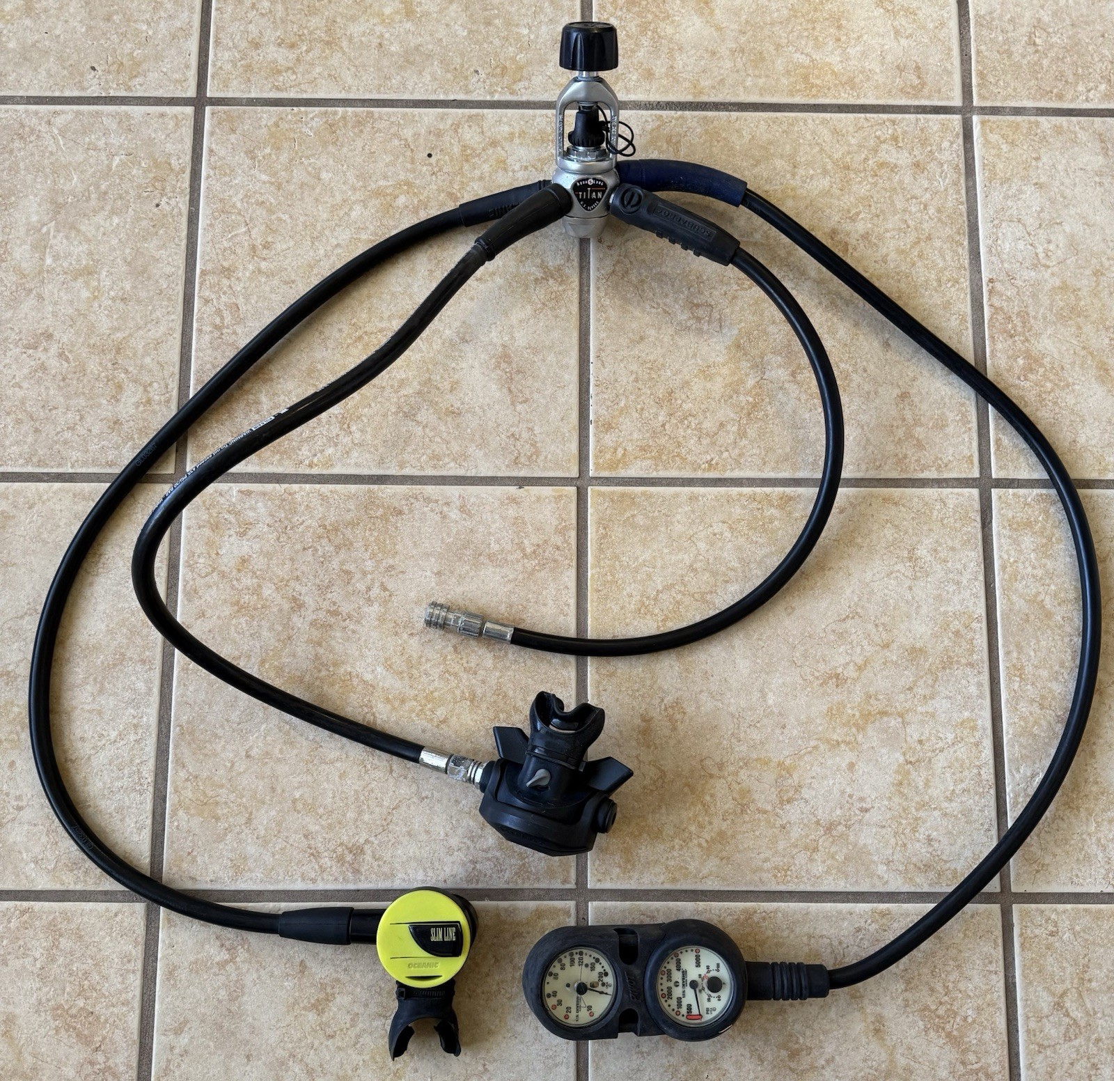 Aqua Lung Titan Dive Scuba Diving Regulator - FREE SHIPPING!